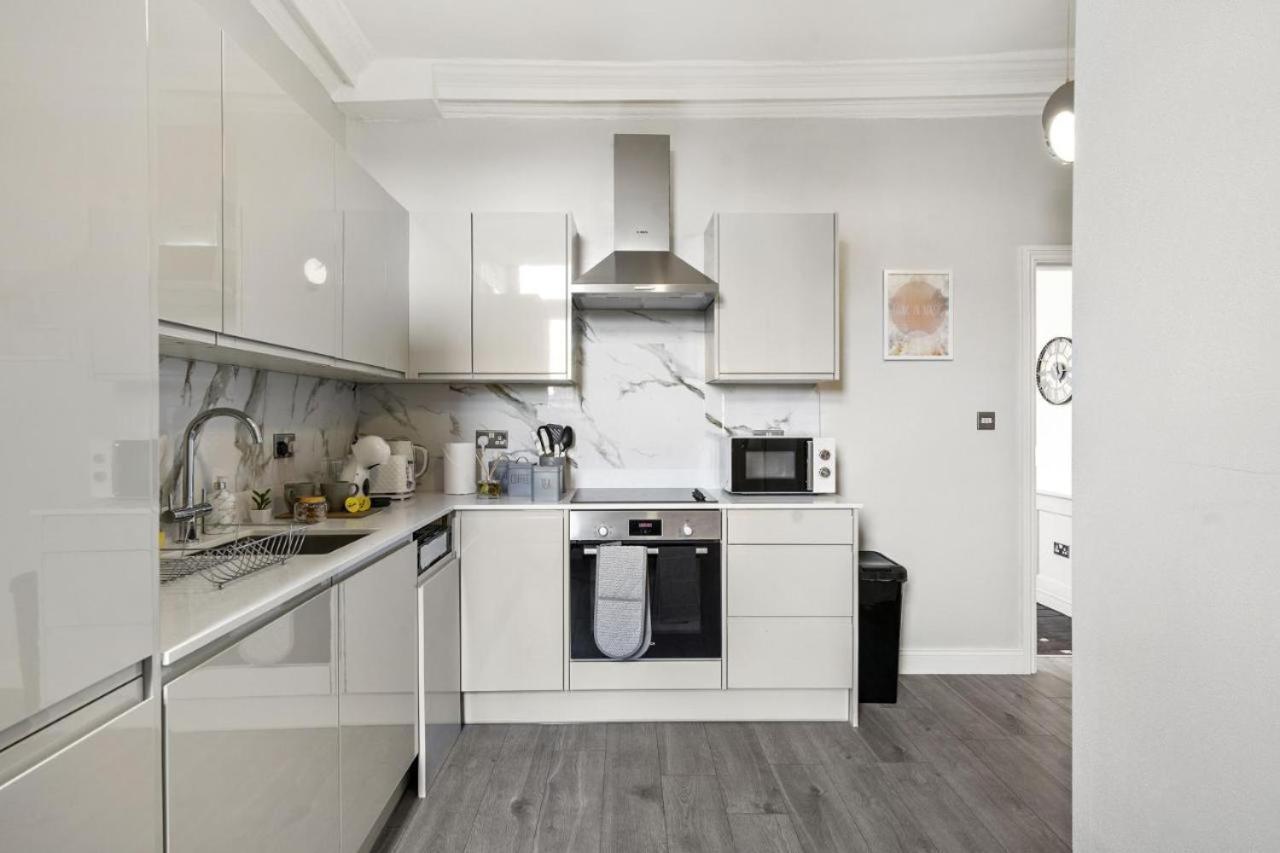 Fantastic London, Chiswick With Free Parking Appartement *