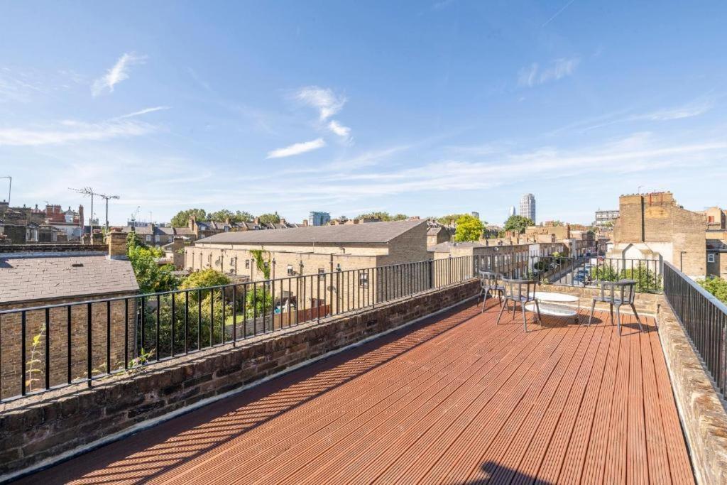 Apartamento Luxury 4 Bedroom Flat With Stunning Shard View From Terrace In London! Next To Station, Sleeps 9 Londres