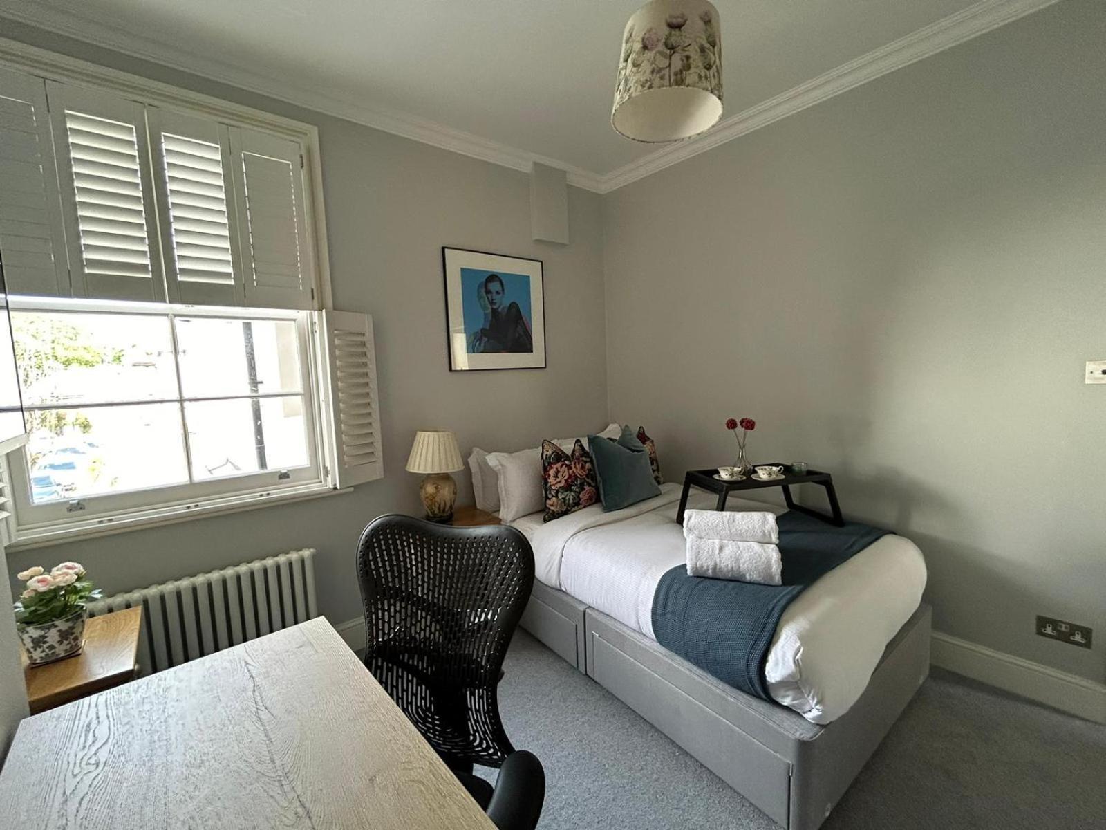 Appartement Beautiful And Spacious 2 Bed, 2 Bath Bordering Fulham And Chelsea - Entire With Private Entrance