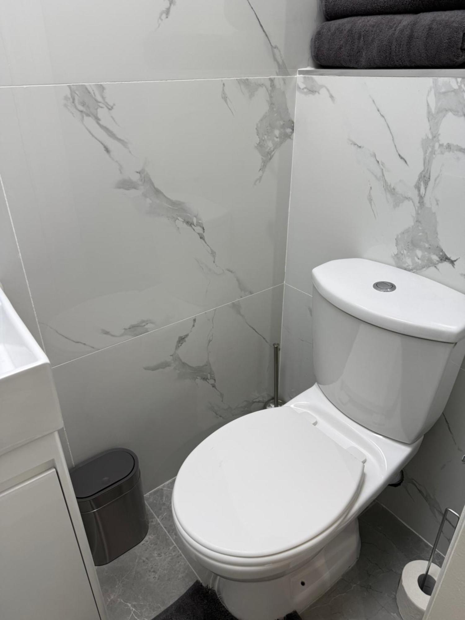 Luxury In Victoria, 7 Minutes Walk To Victoria Station, 7 Hospedagem domiciliar Londres