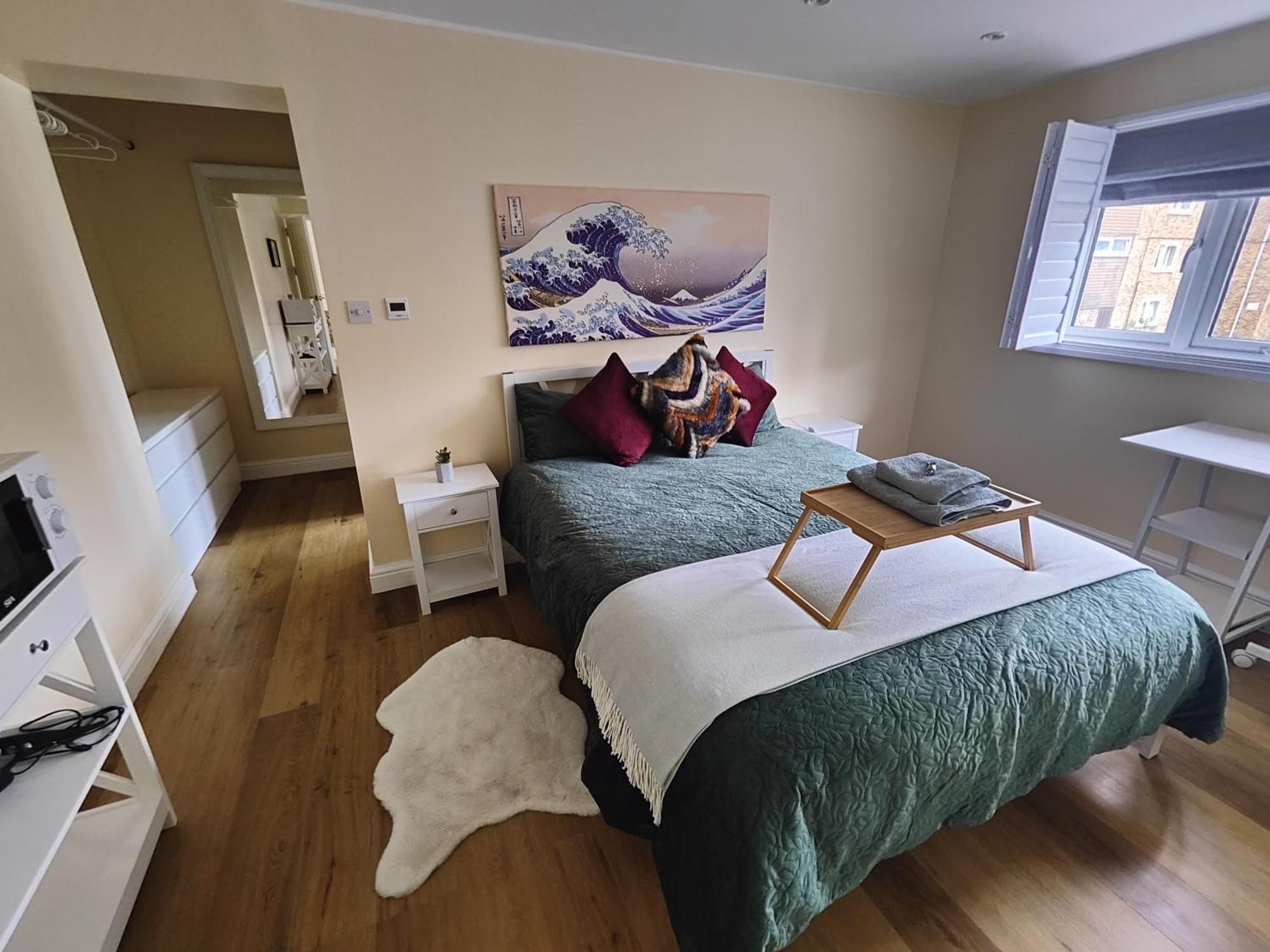 Clifton House O2 & Excel With Private Bathroom And Breakfast Option Acomodação com café da manhã 