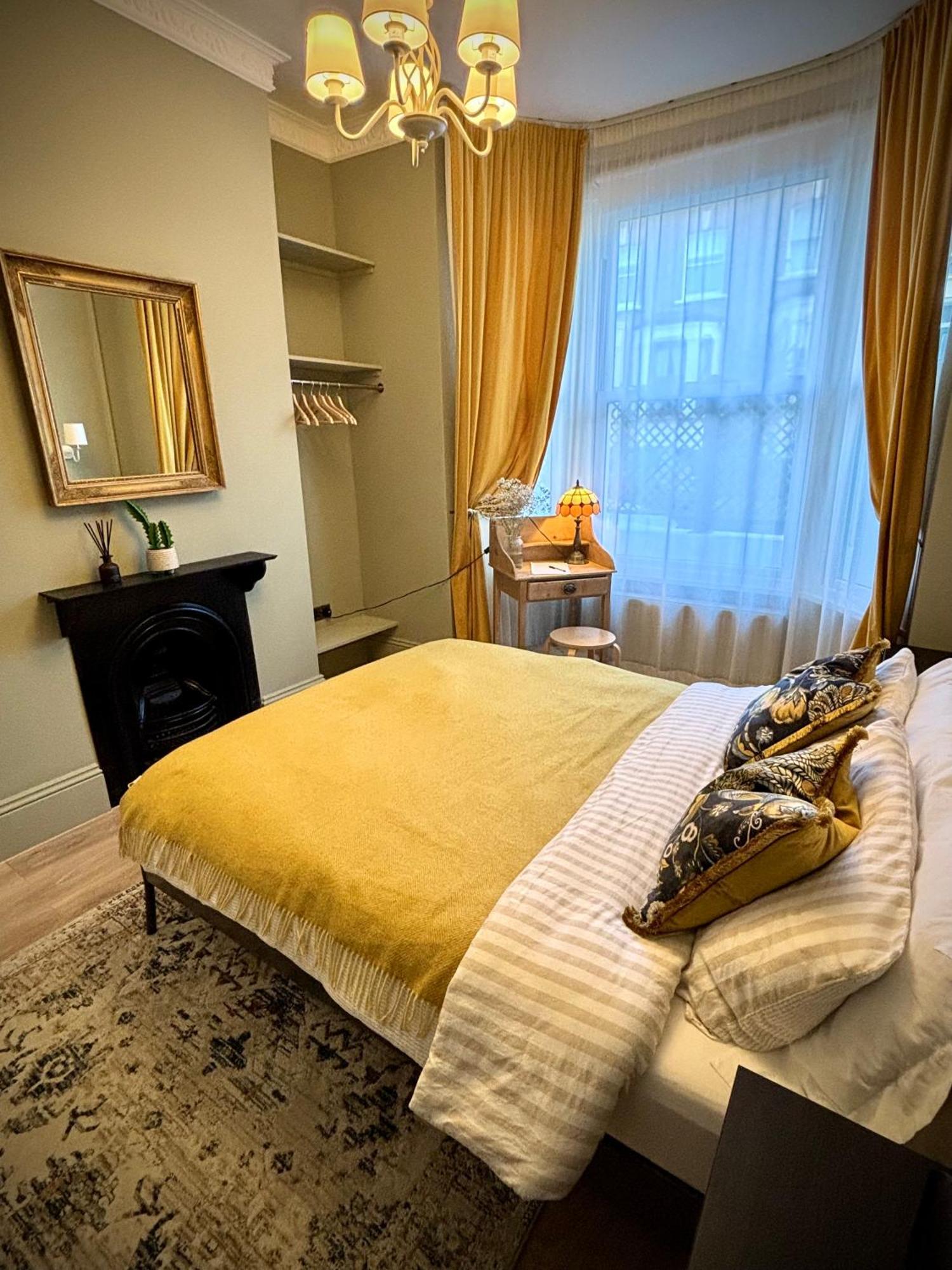 Apartment Stunning Urban Retreat In The Heart Of *