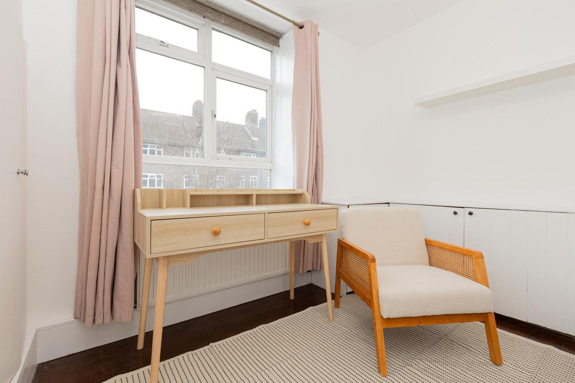 Appartement Lovely 3br Flat W Parking, 10min Homerton Station Londres