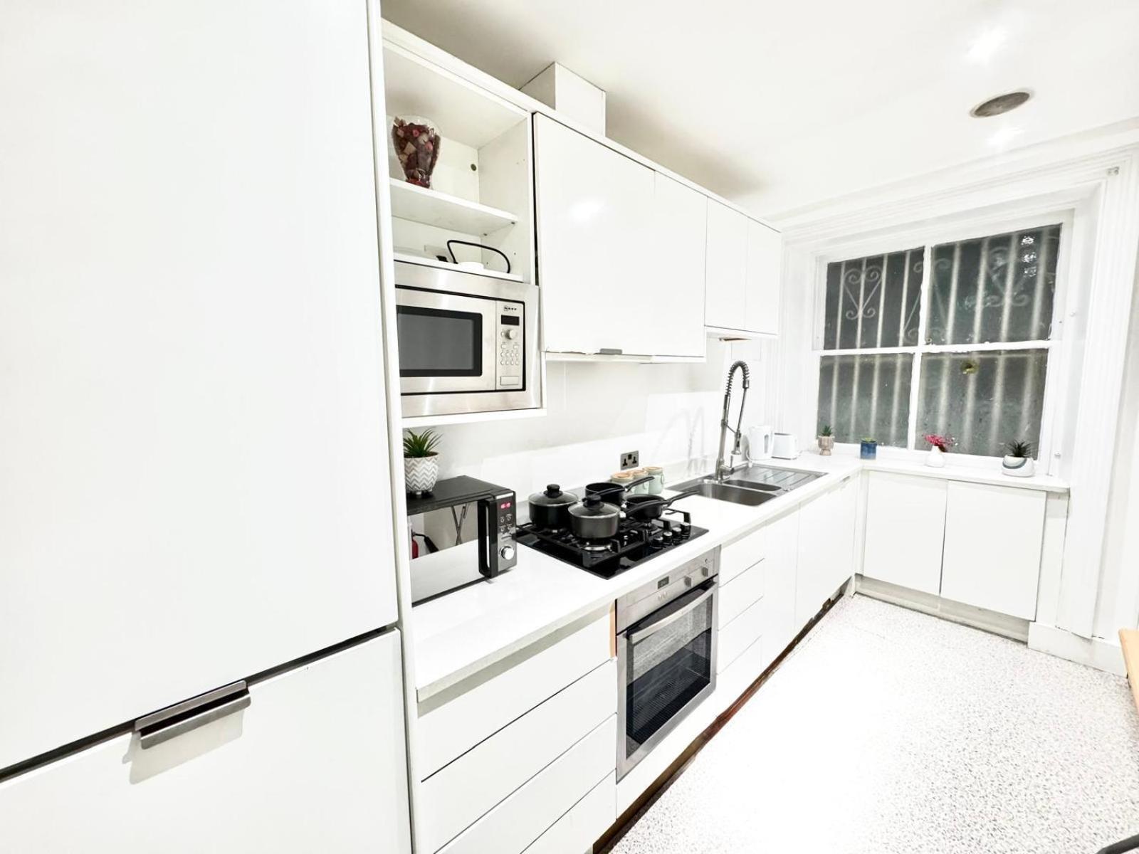 Beautiful Family Near Edgware Road Station Apartamento Londres