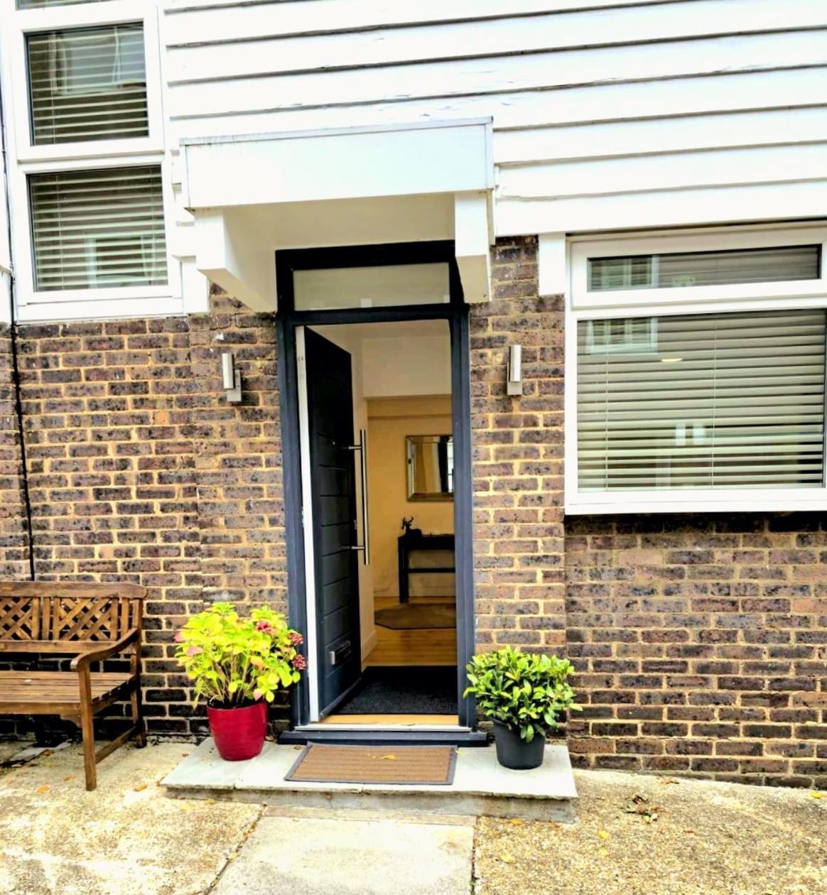 Luxury Hampstead Mews House, Close To Centre Londres