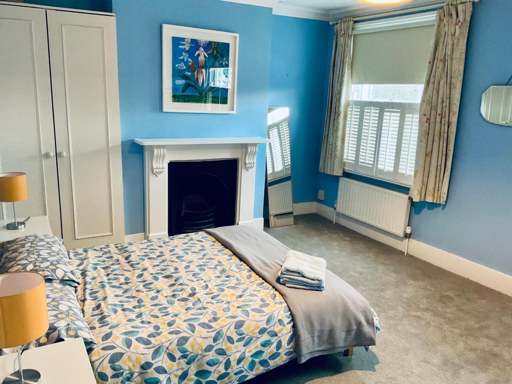 Cosy Three Bedroom Hither Victorian House