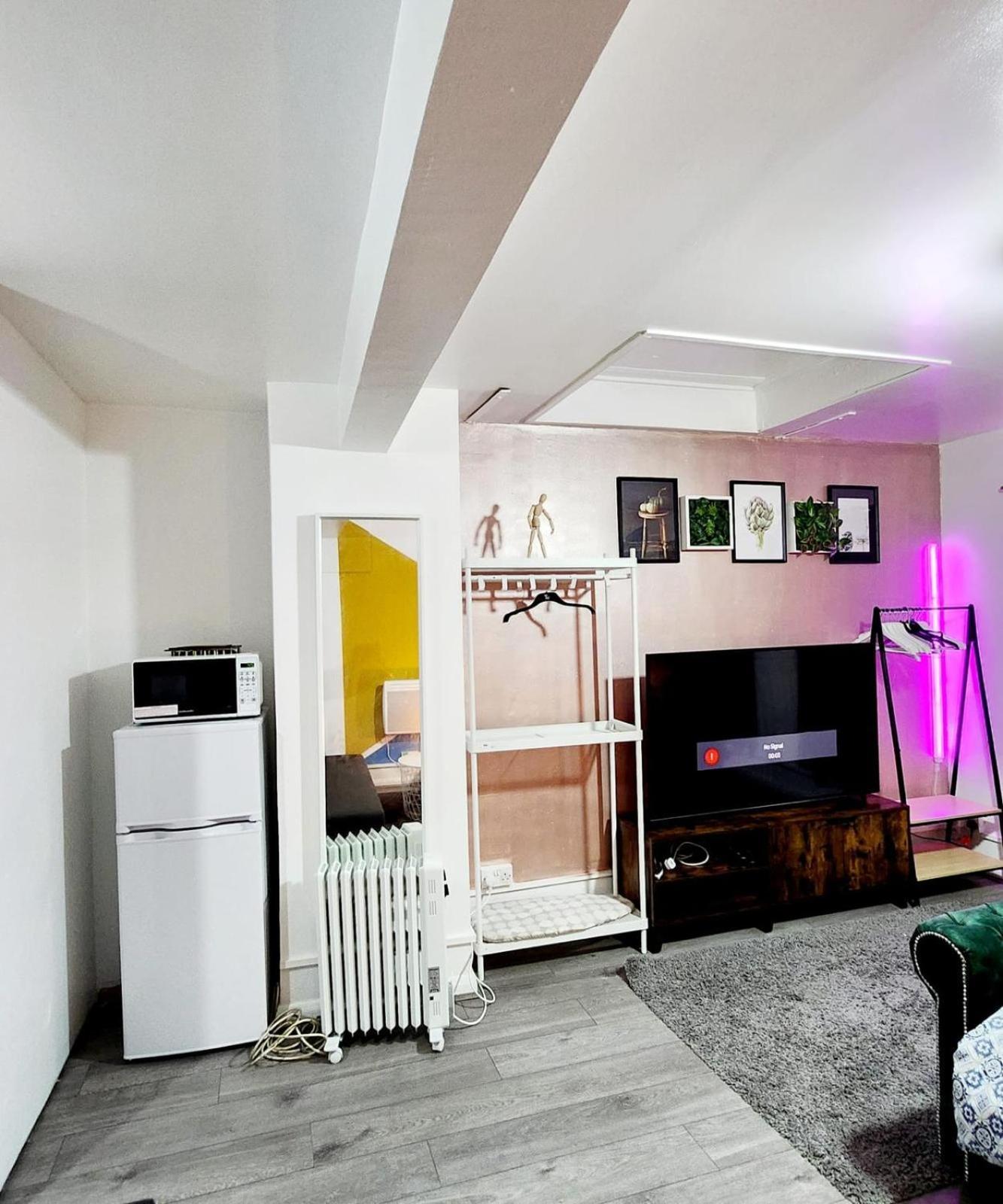 New Deluxe Apt-2 * Londres