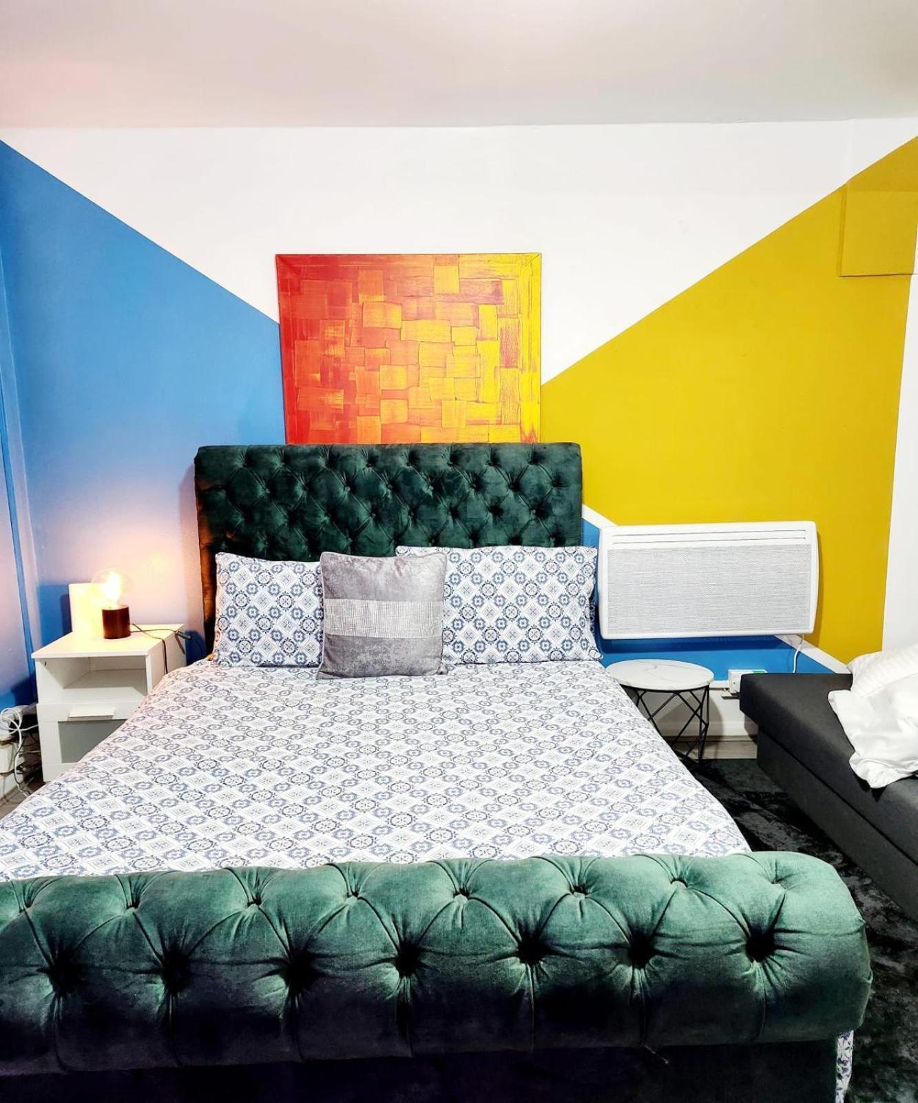 New Deluxe Apt-2 Londres