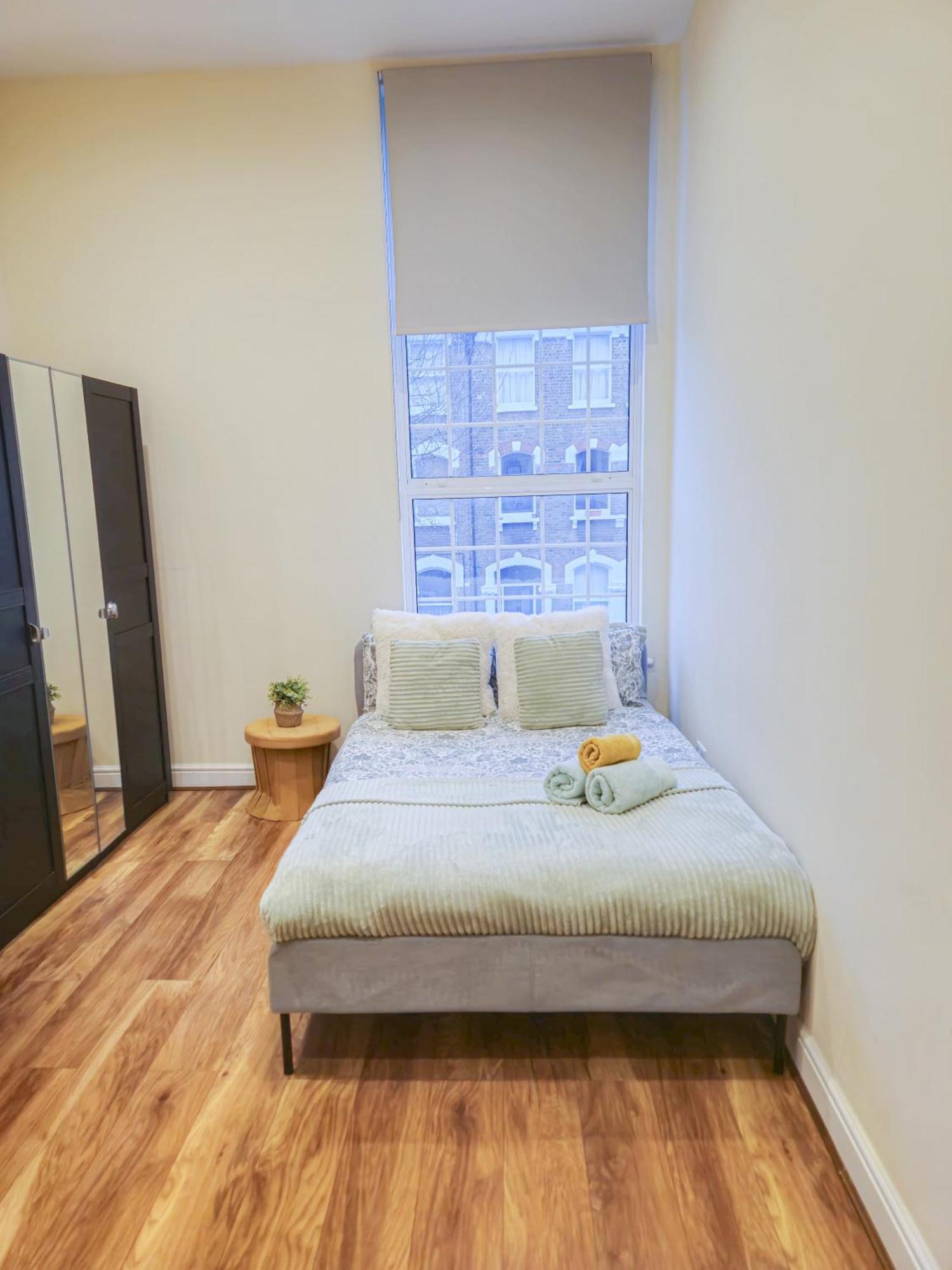 Apartamento Cozy 2-bedroom With Free Wi-fi In Shepherds Bush Near Westfield Londres