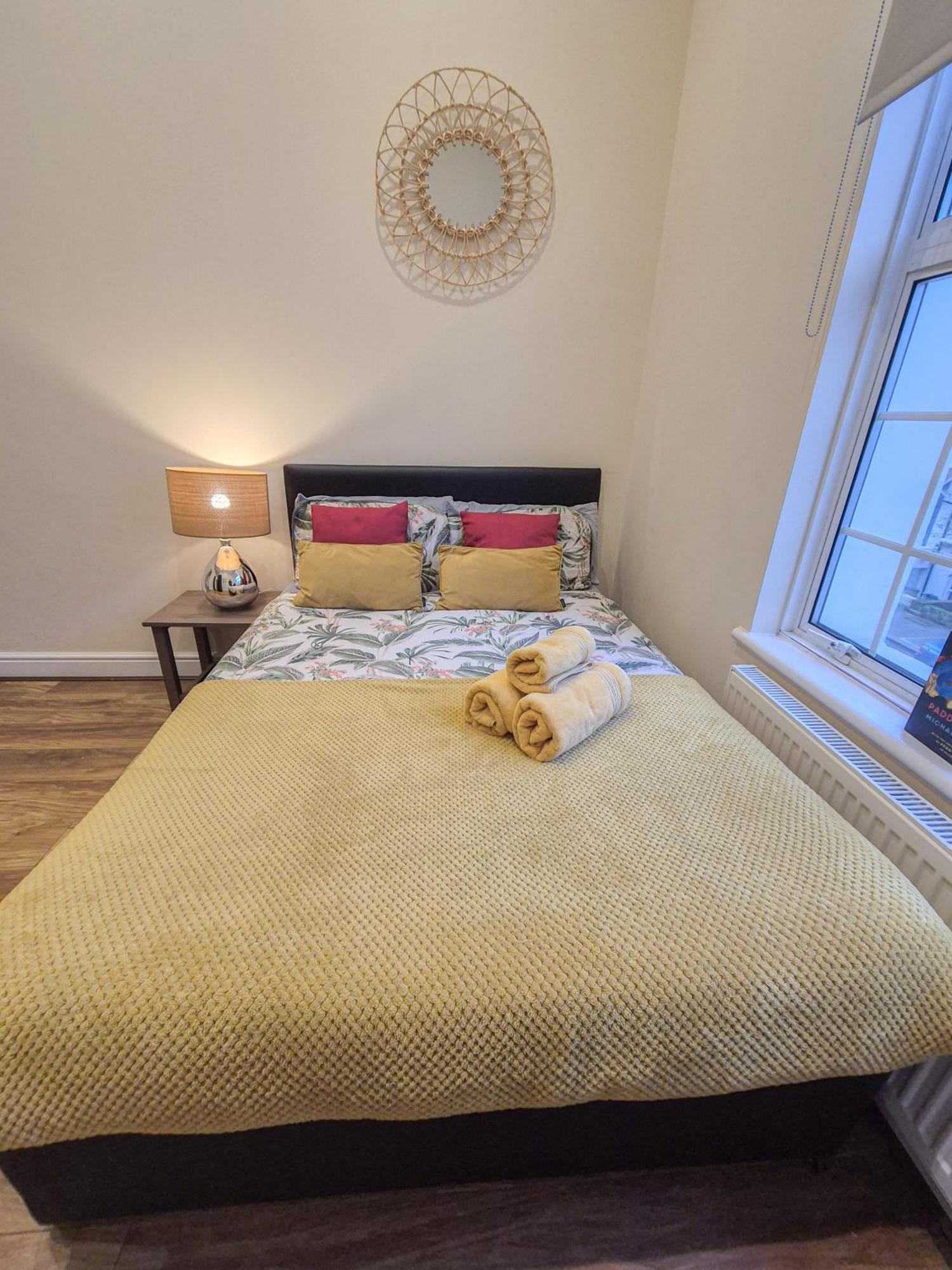 Cozy 2-bedroom With Free Wi-fi In Shepherds Bush Near Westfield Londres