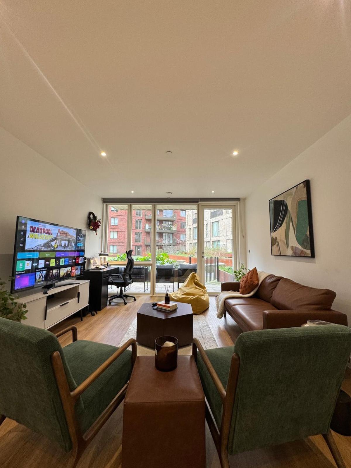Appartement Elegant One-bedroom In East
