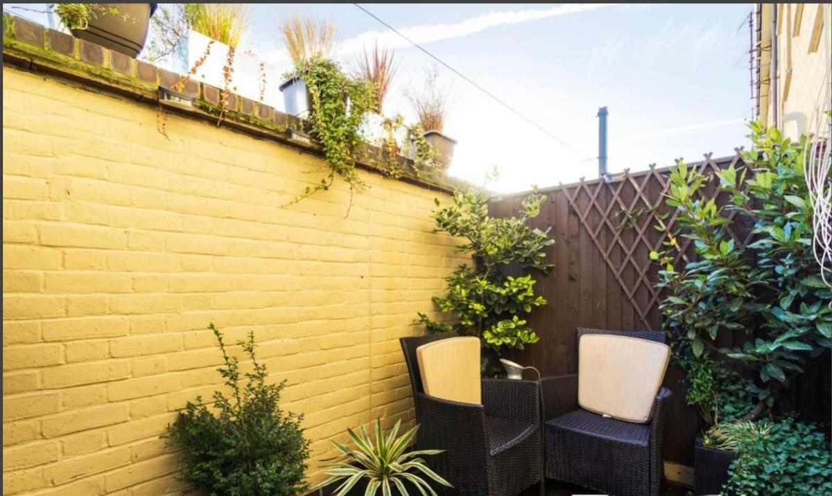 3 Bed Home, Free Parking & Self Check In Appartement