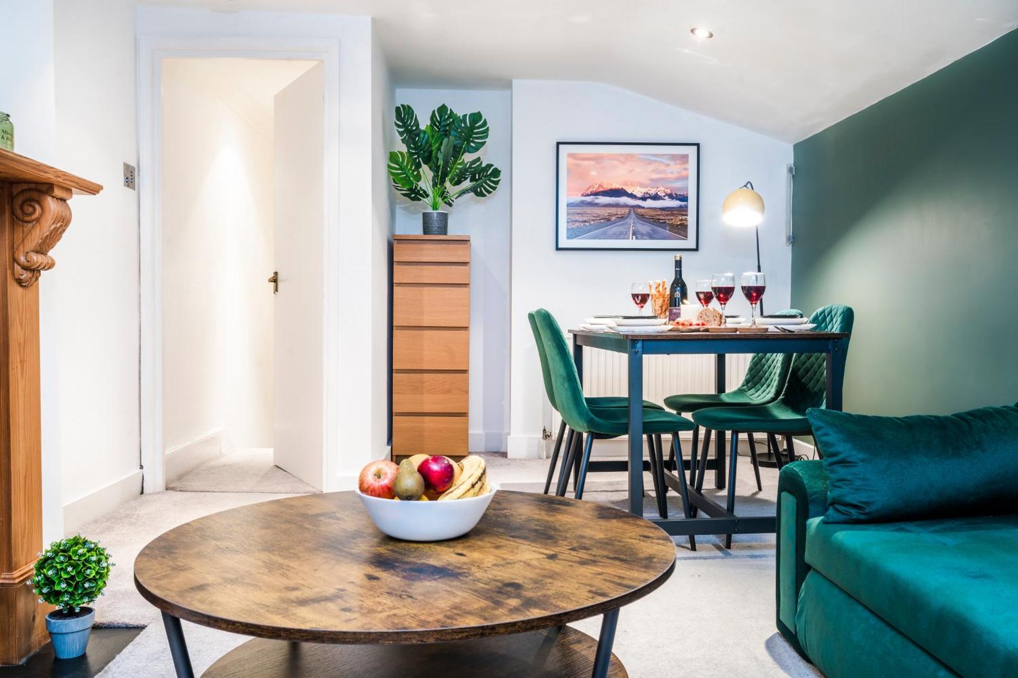 Appartement Charming Tooting Hideaway Garden, Resident Parking, Near Tooting Hospital Londres