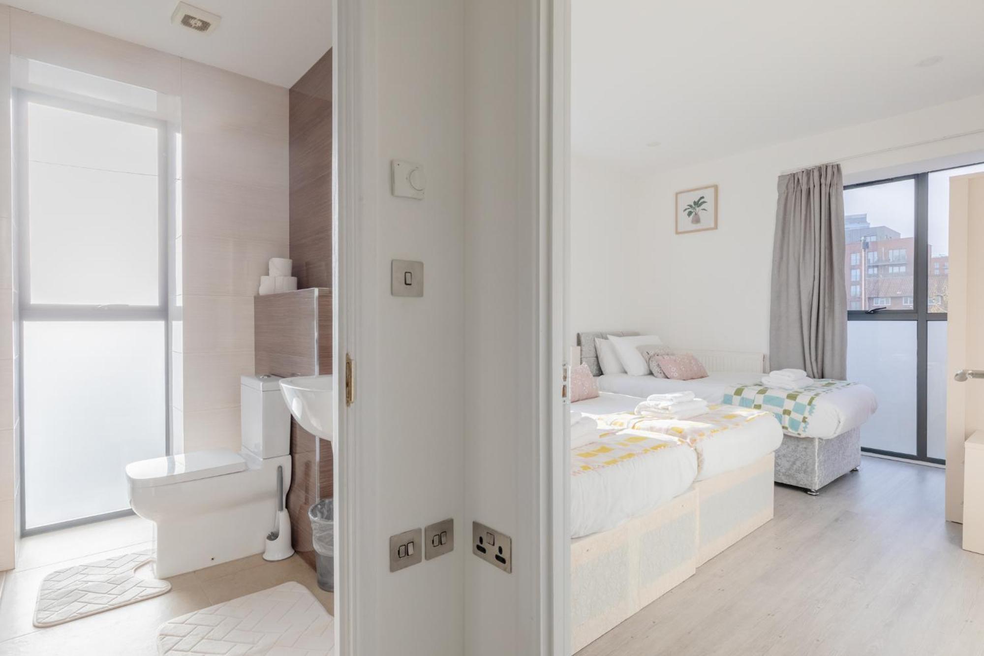 Spacious 3bd Flat Near Airport Appartement Londres