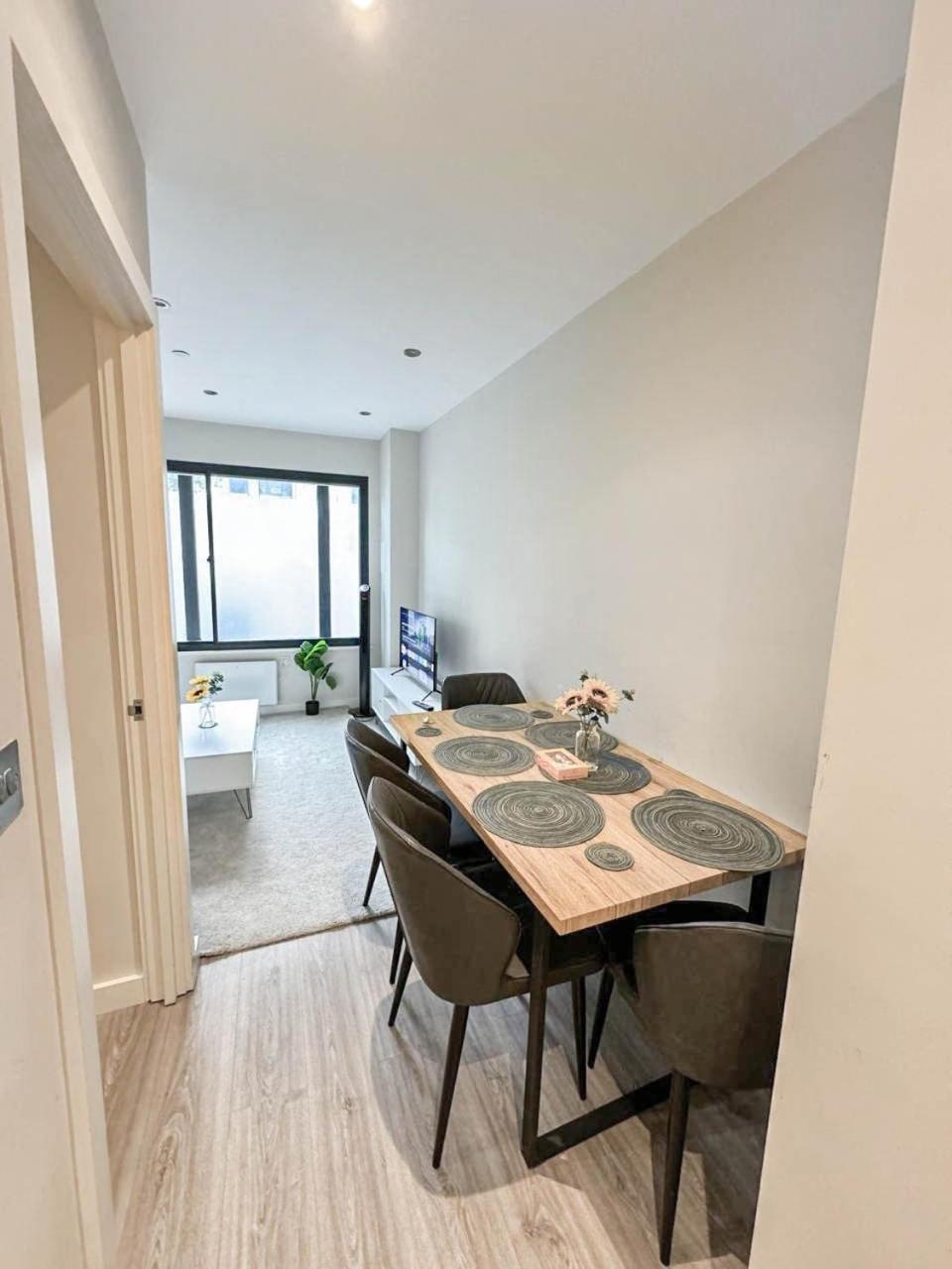 Chic 1-bedroom Flat In Elephant & Castle, Near The Shard *