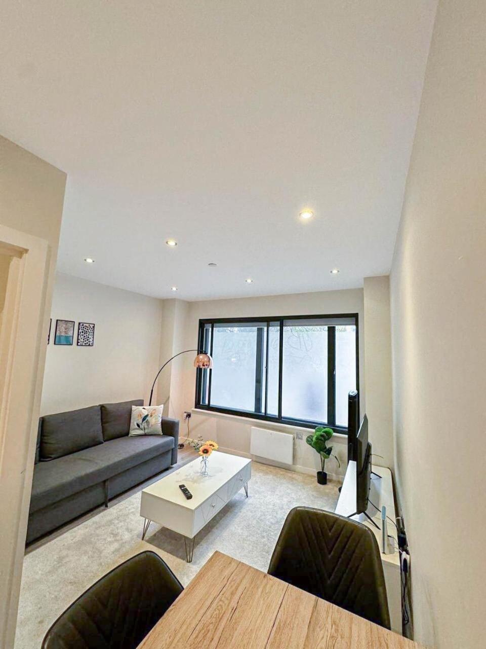 Chic 1-bedroom Flat In Elephant & Castle, Near The Shard *