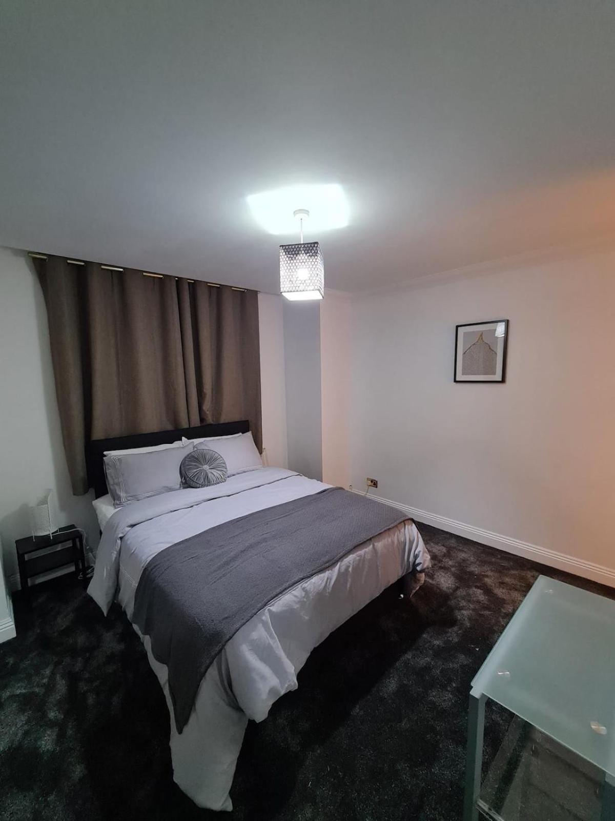 Appartement Luxurious 3 Bed Flat In Kilburn *