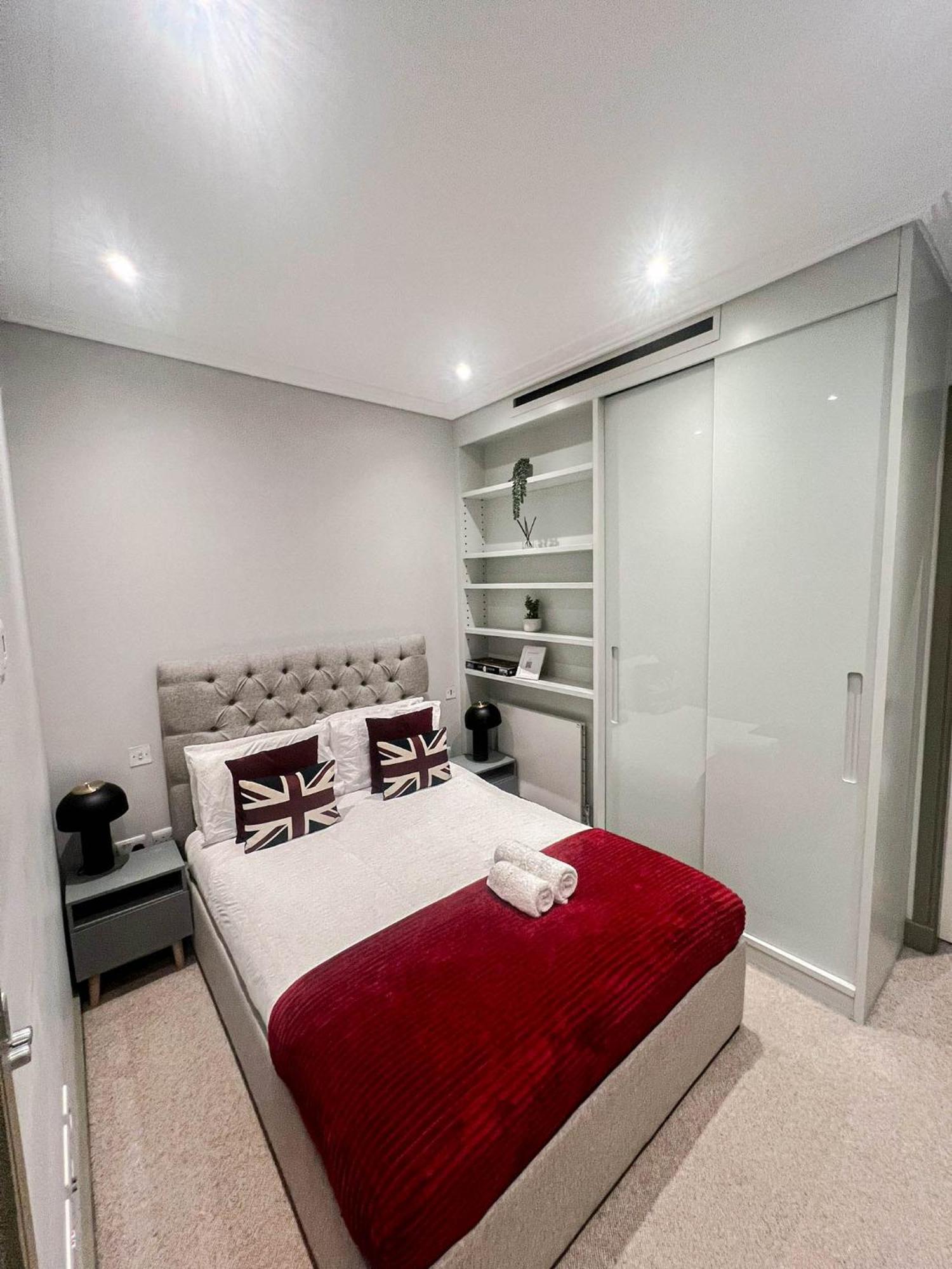 Appartement Luxurious 3-bedroom & 3 Bathroom Flat With Indoor Fireplace And Patio In Mayfair Londres