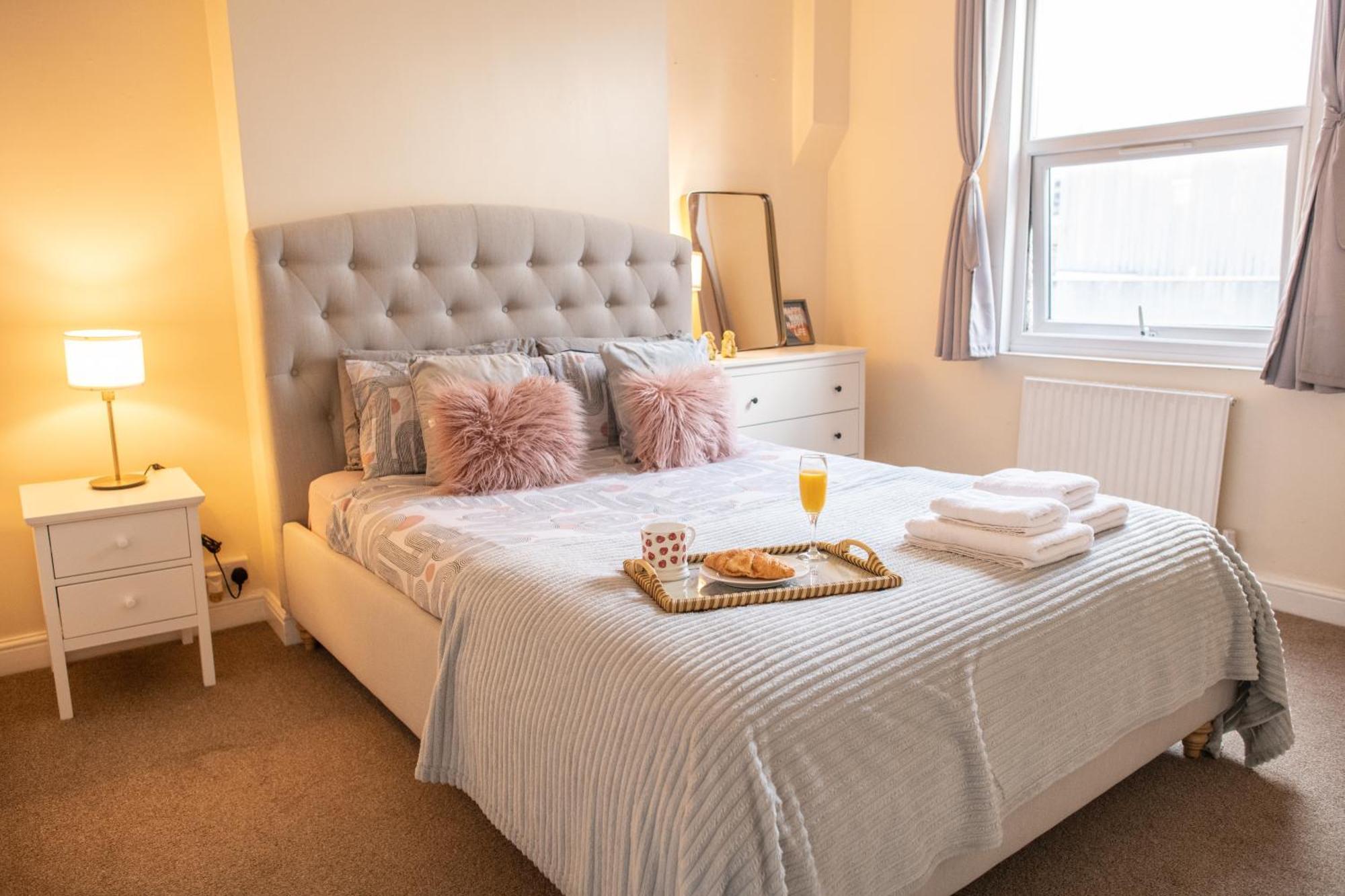 Appartement Ample Acton 4-bedroom Flat,ealing, West Londres