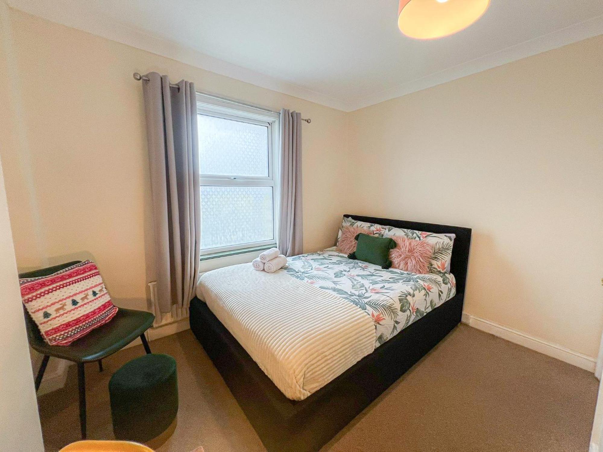 Appartement Ample Acton 4-bedroom Flat,ealing, West *