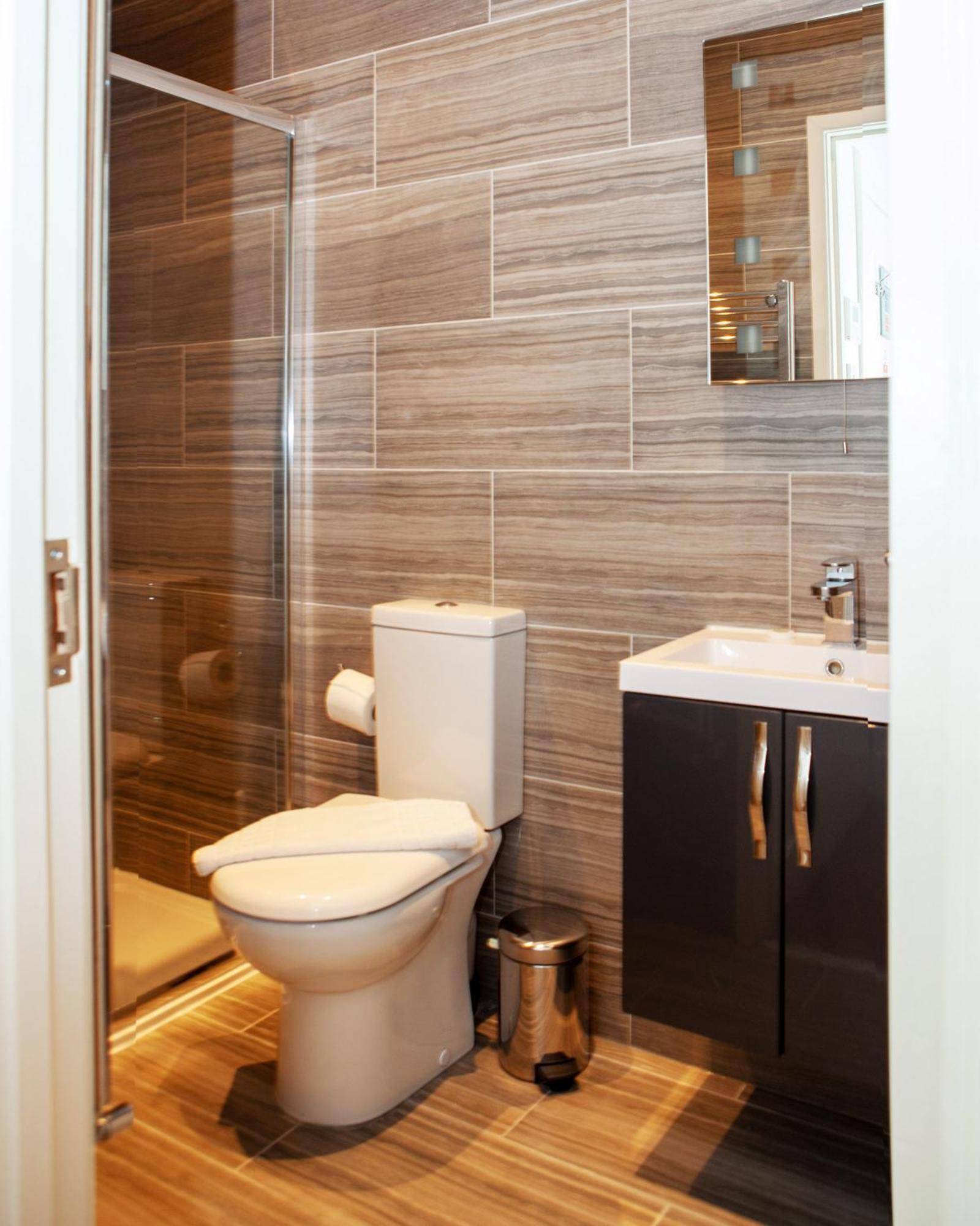 Putera Puteri Hotel London