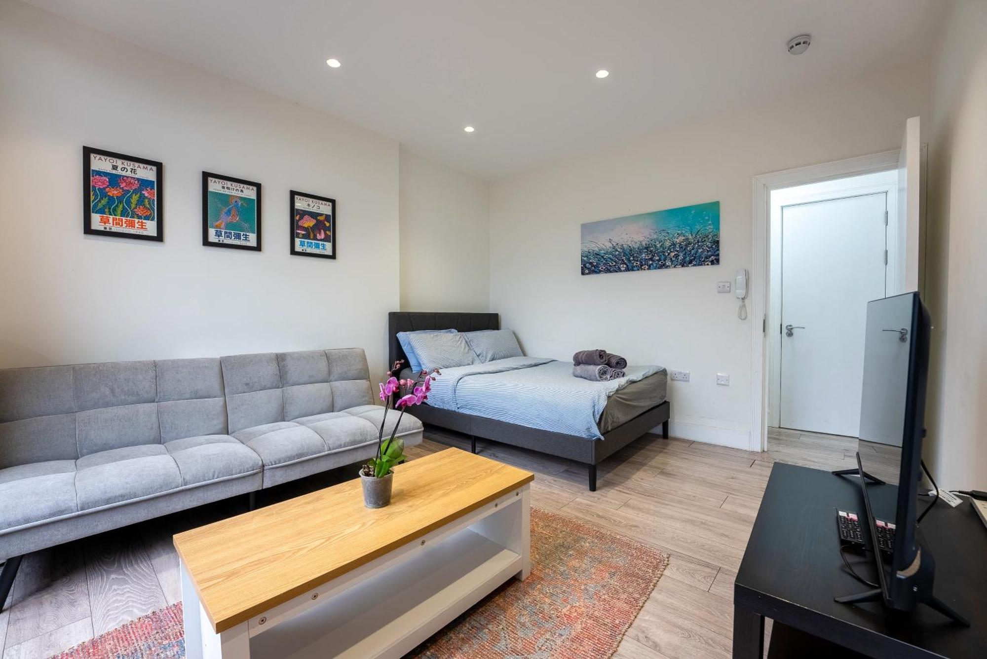 Modern Flat With Balcony In Heart Of Apartamento *