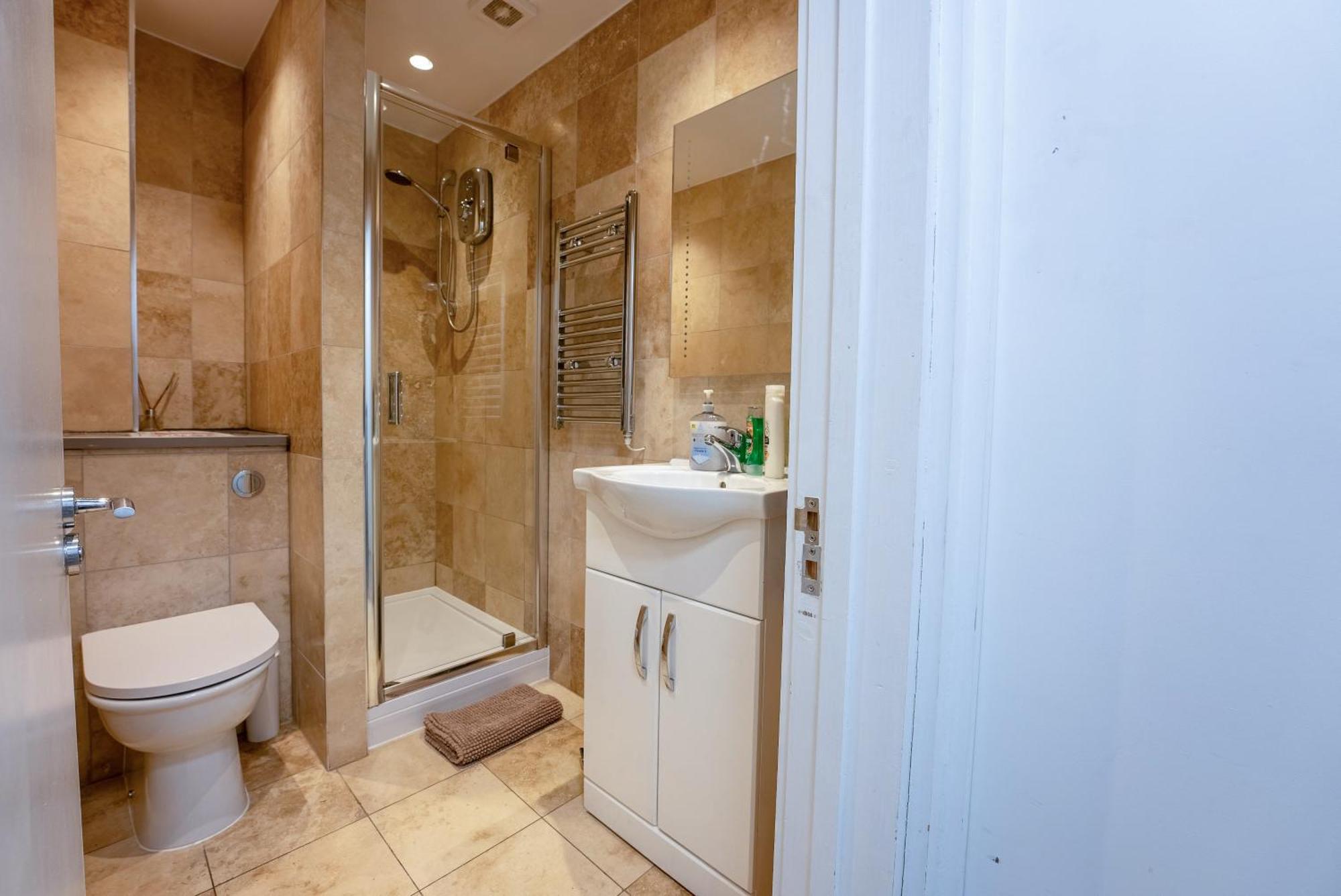 Appartement Home-like 1-br Flat In Victoria