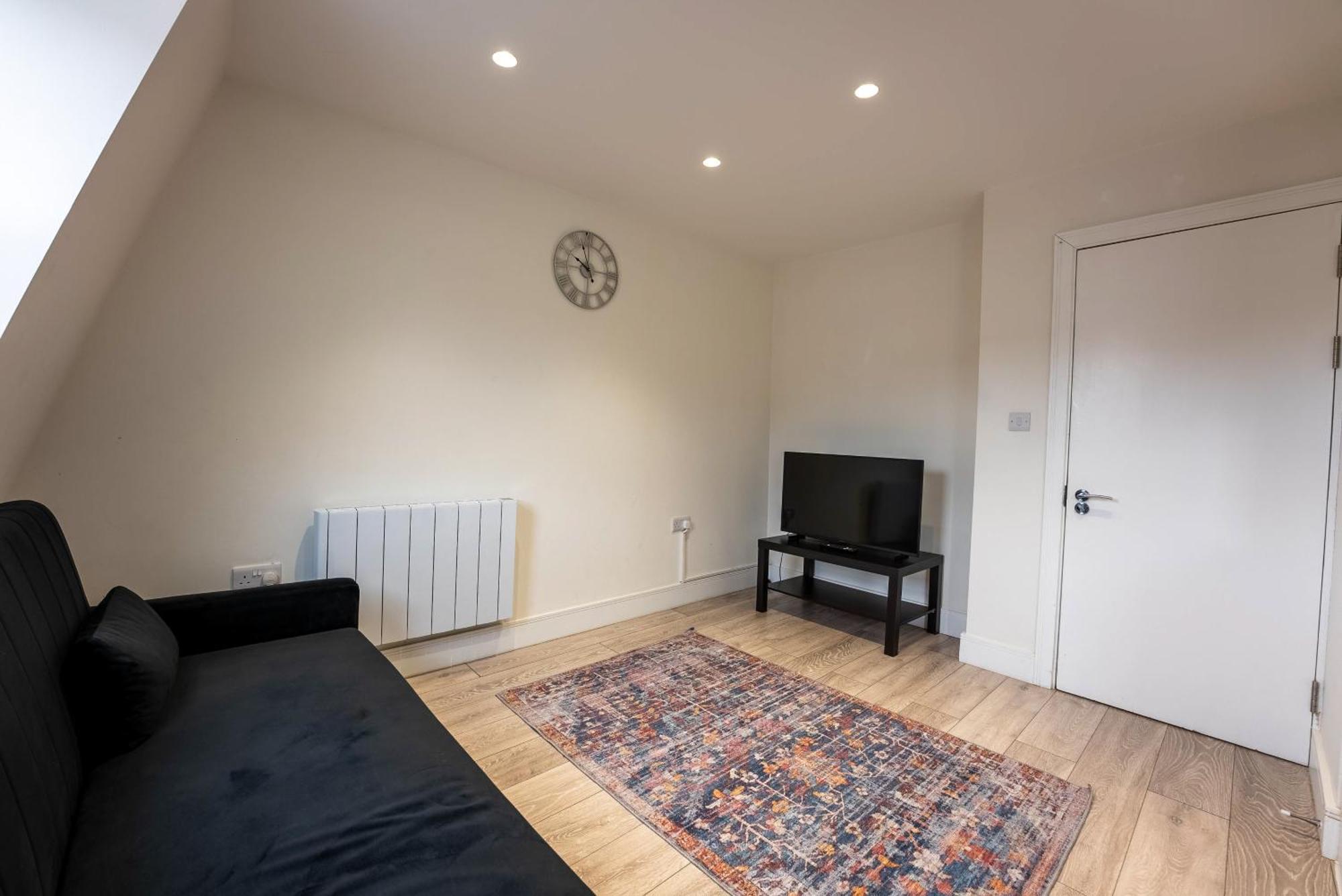 Home-like 1-br Flat In Victoria Appartement *