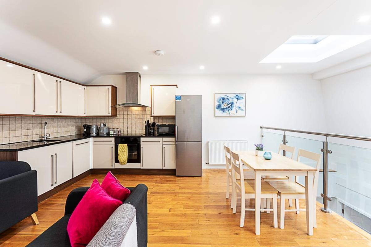 St Johns Hill Penthouse * Londres