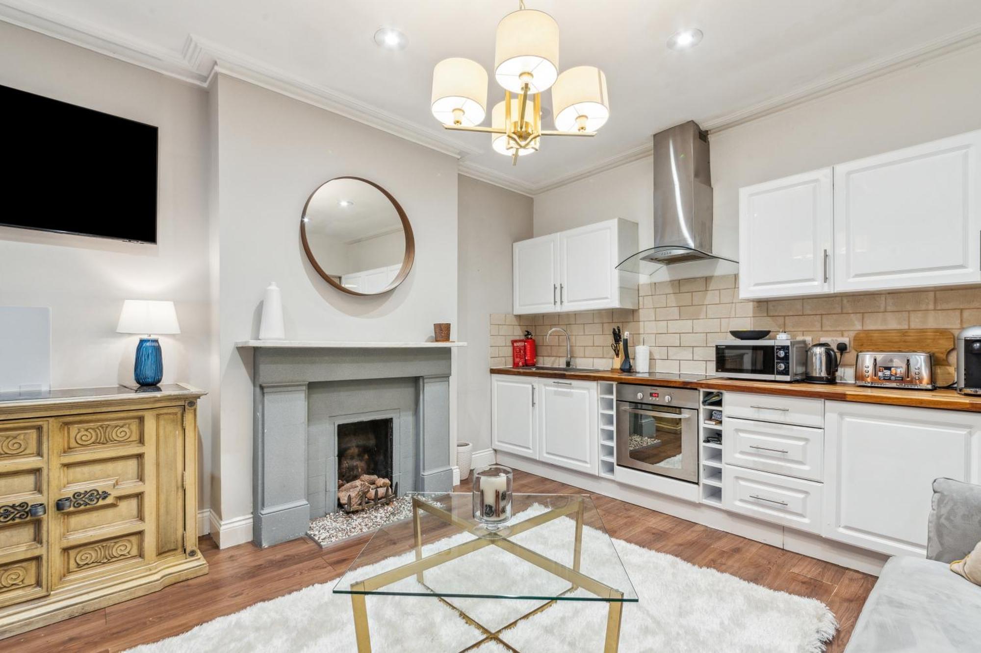 Stunning 2bed 2bath In Earls Court Sleeps Six * Londres