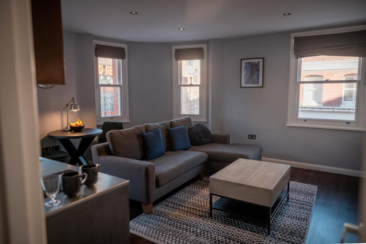 Stunning Soho Flat Ldn