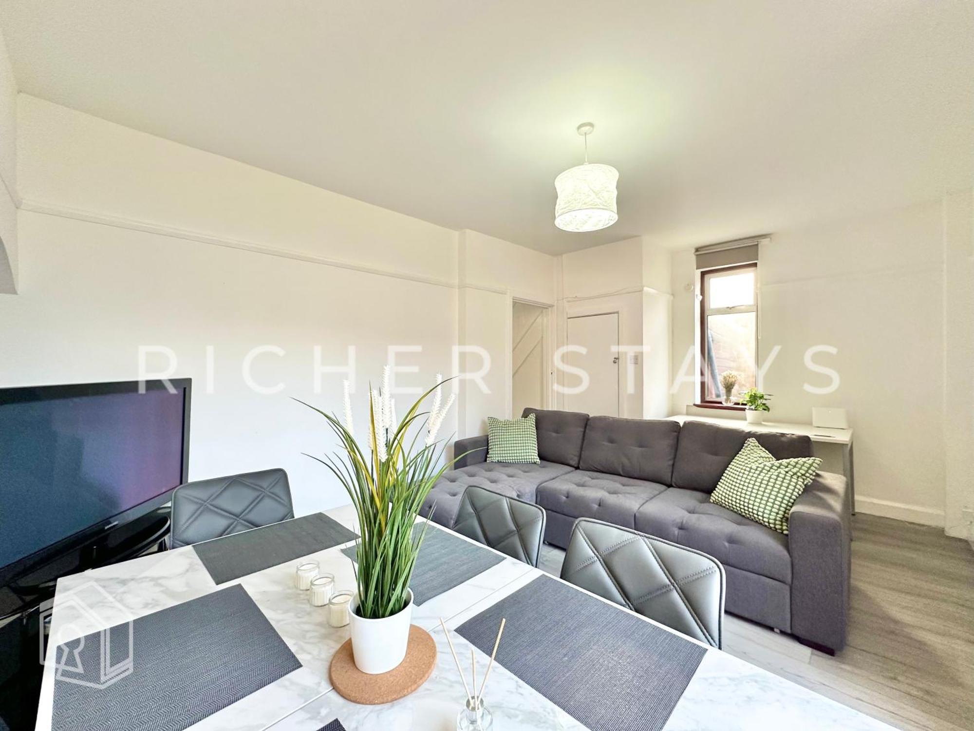 Casa de férias Wembley Large 4-bedroom House, Driveway And Garden