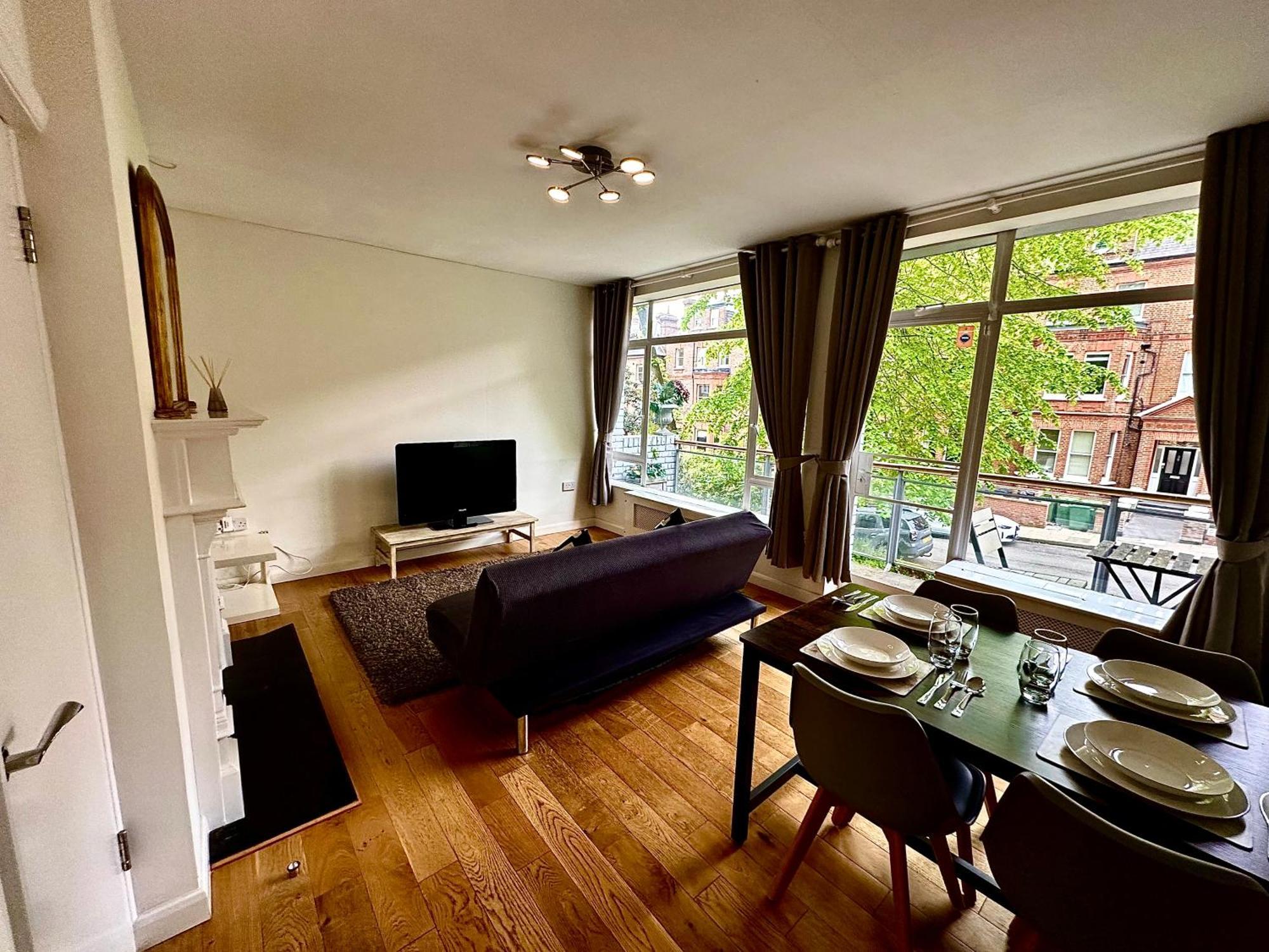 Quiet Residential Area Modern And Cozy Two Bed In Hampstead * Londres