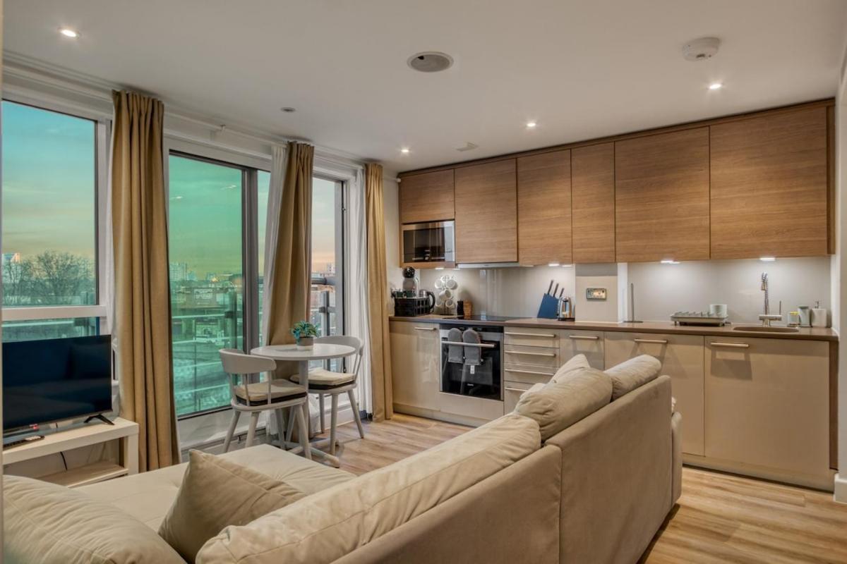 Charming 1 Bed With Ac Next To Vauxhall Station- Zone 1 * Londres
