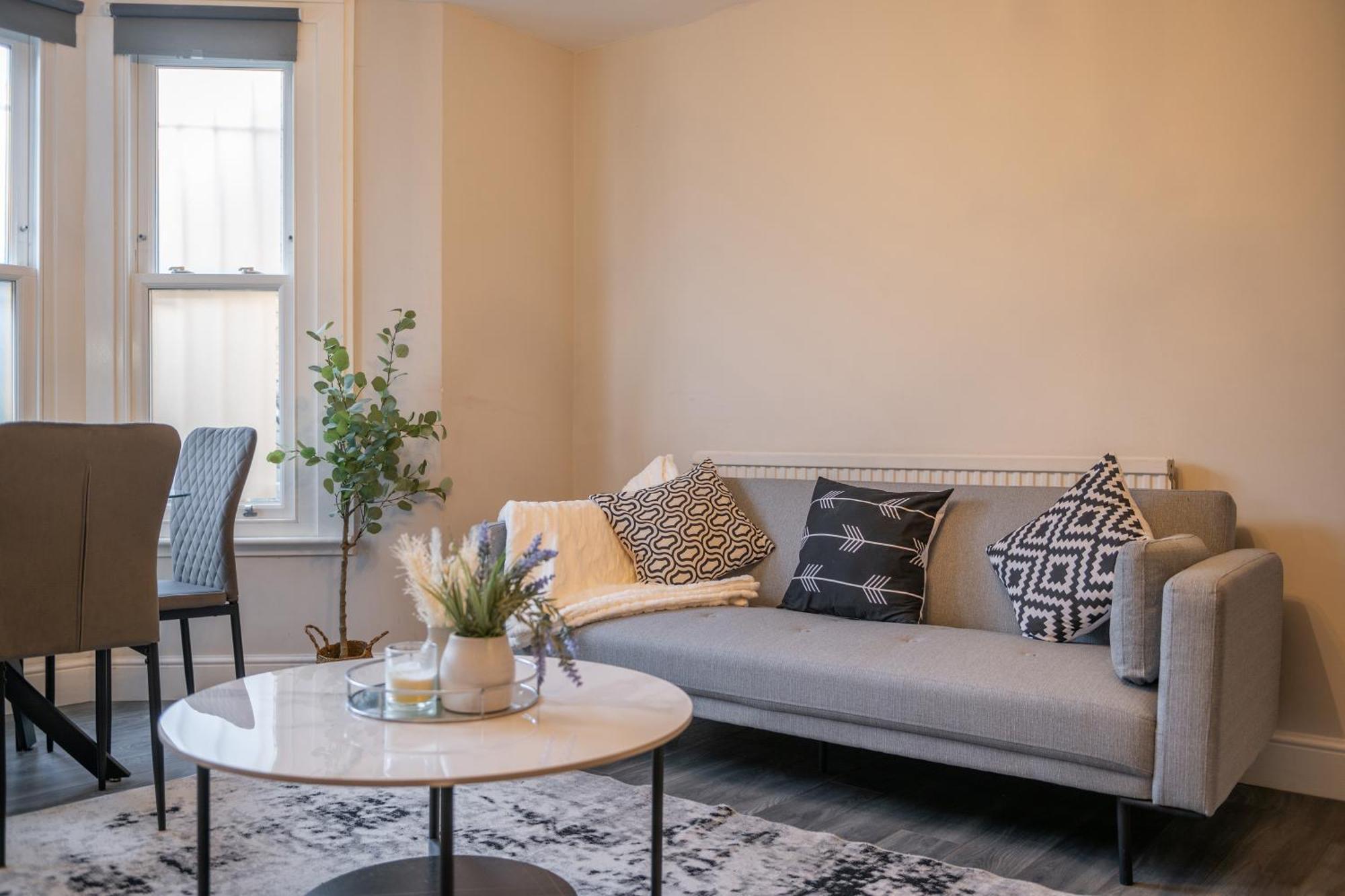 Kensington - Two Bedroom With Garden Apartamento *