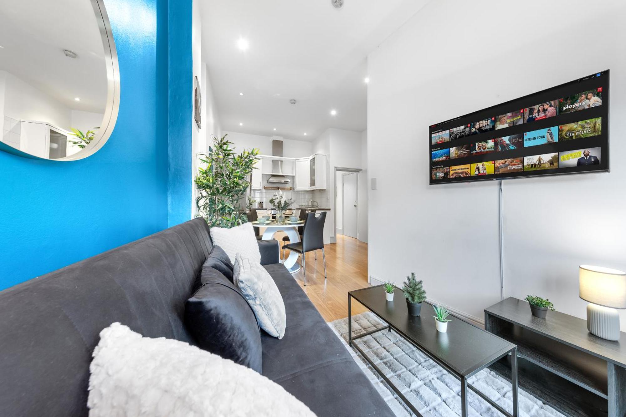Luxurious 3 Bedroom Flat With Balcony In Kensington For 7 Next To Station Near Harrods Apartamento Londres