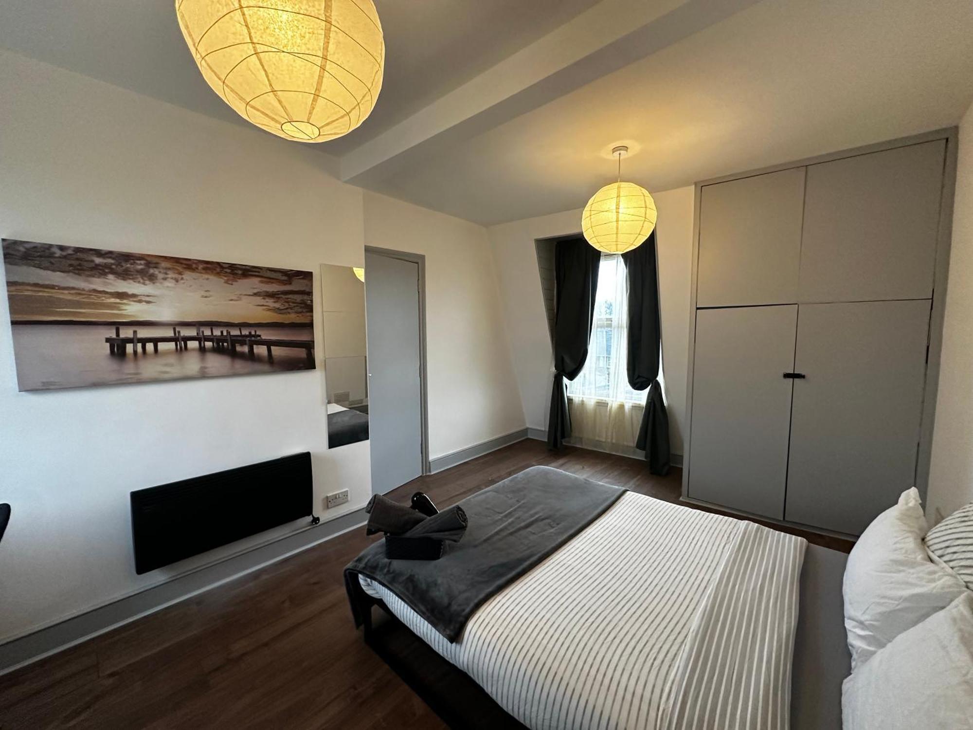 Mileend 4 Large Master Bedroom Séjour chez l'habitant Londres