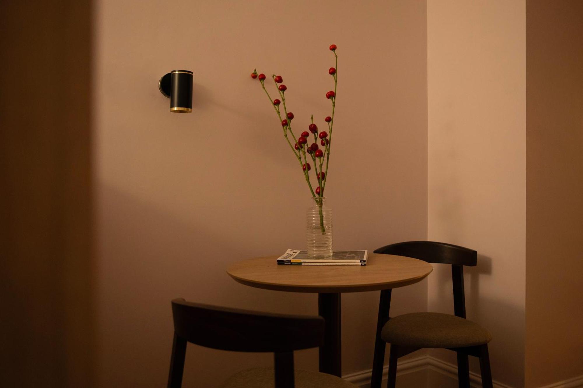 Aparthotel Bob W Holland Park