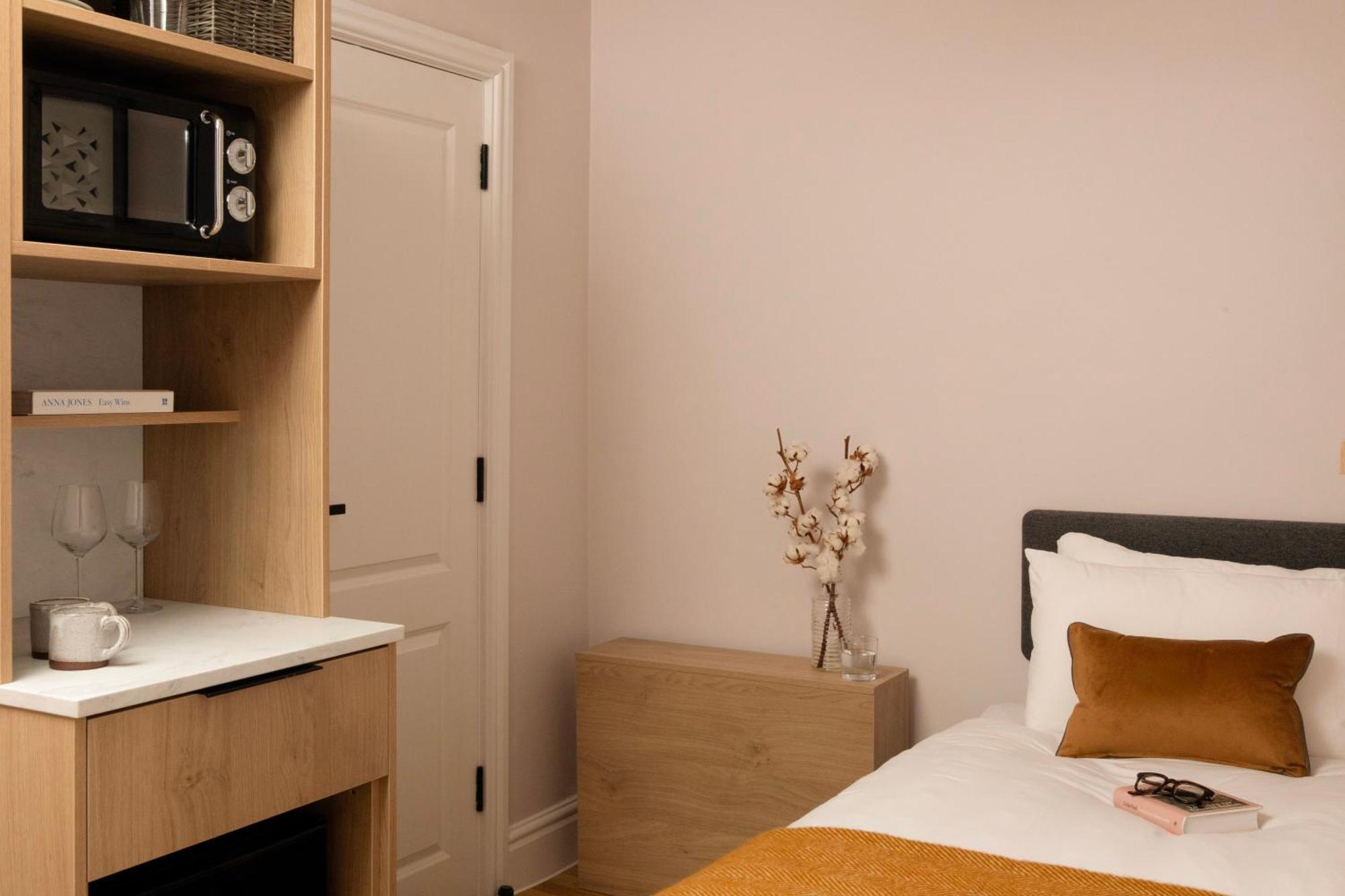 Apartahotel Bob W Holland Park