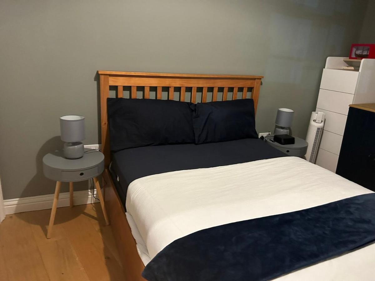 Forest Hill 1-bed 2 Mins Station Apartment *
