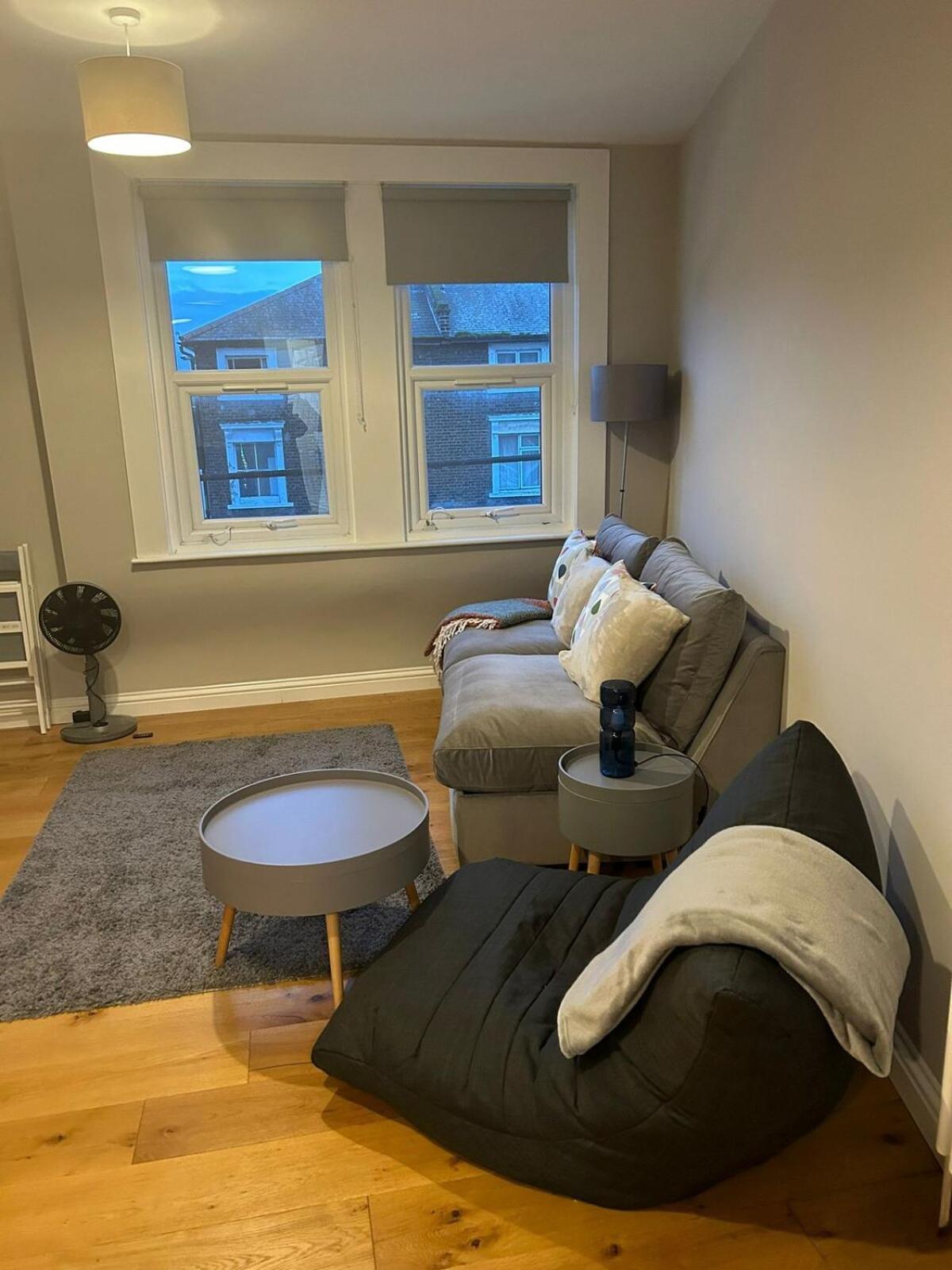 Forest Hill 1-bed 2 Mins Station Apartment