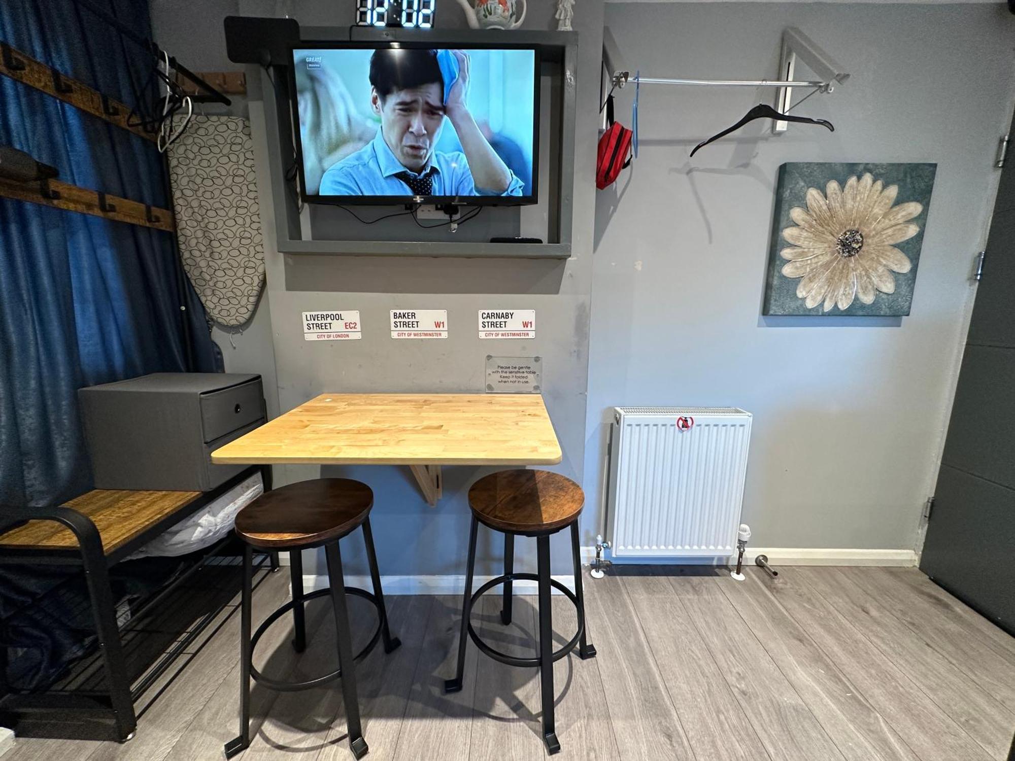 Couette-café Elegance Suits 20 Minutes To *
