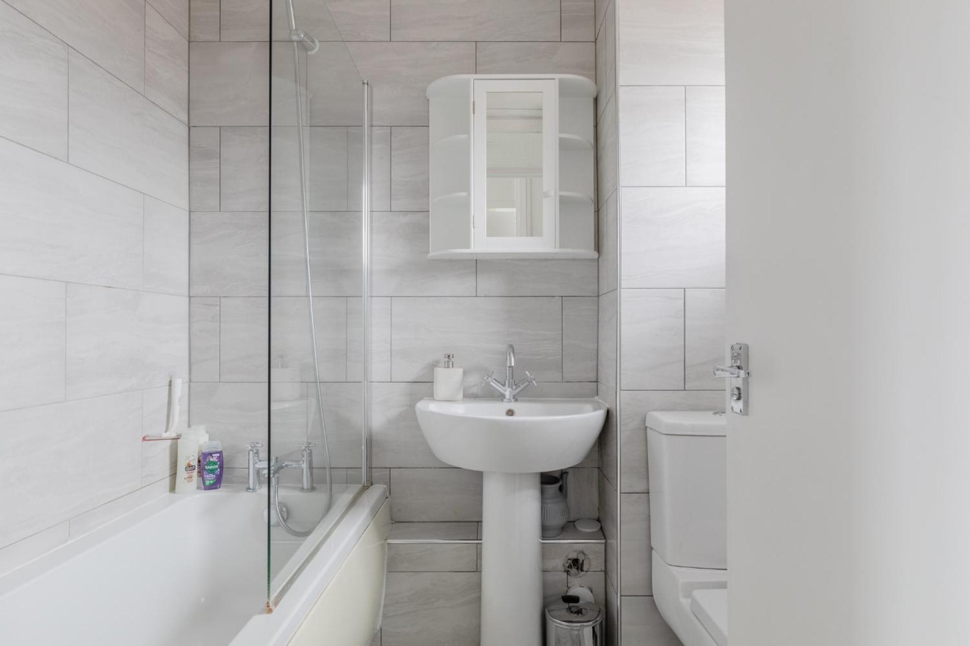 Stylish 1bd Flat With Shard Views Near Bermondsey * Londres