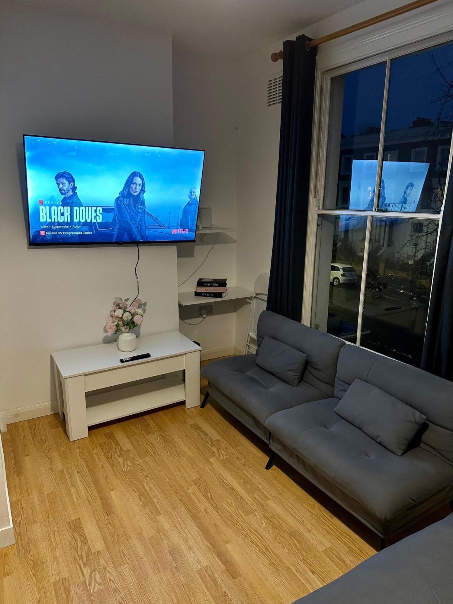 41b Flat Near Zone 1 Apartamento