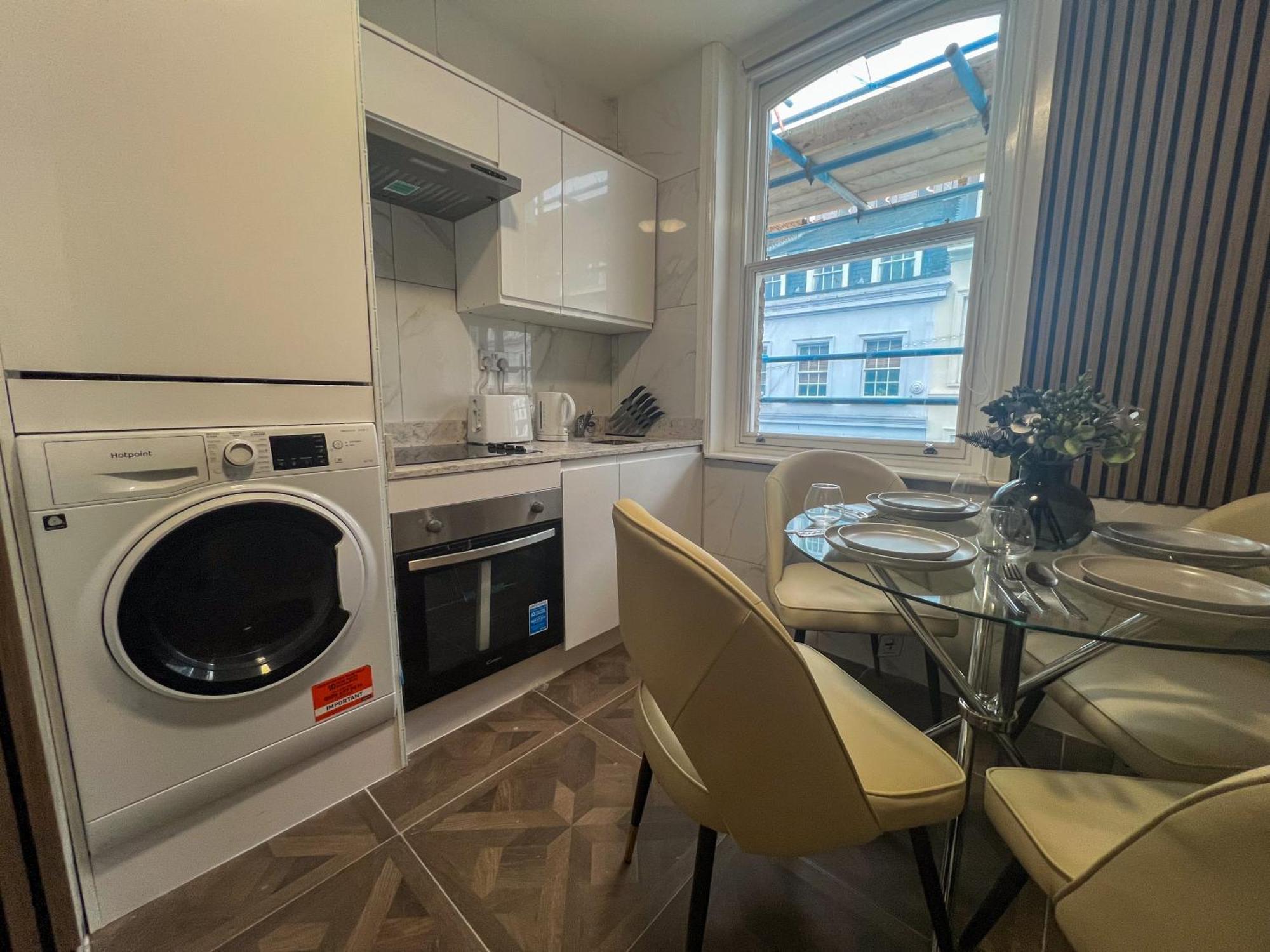 Apartment Chic Soho Stylish In The Heart Of London! 4 *