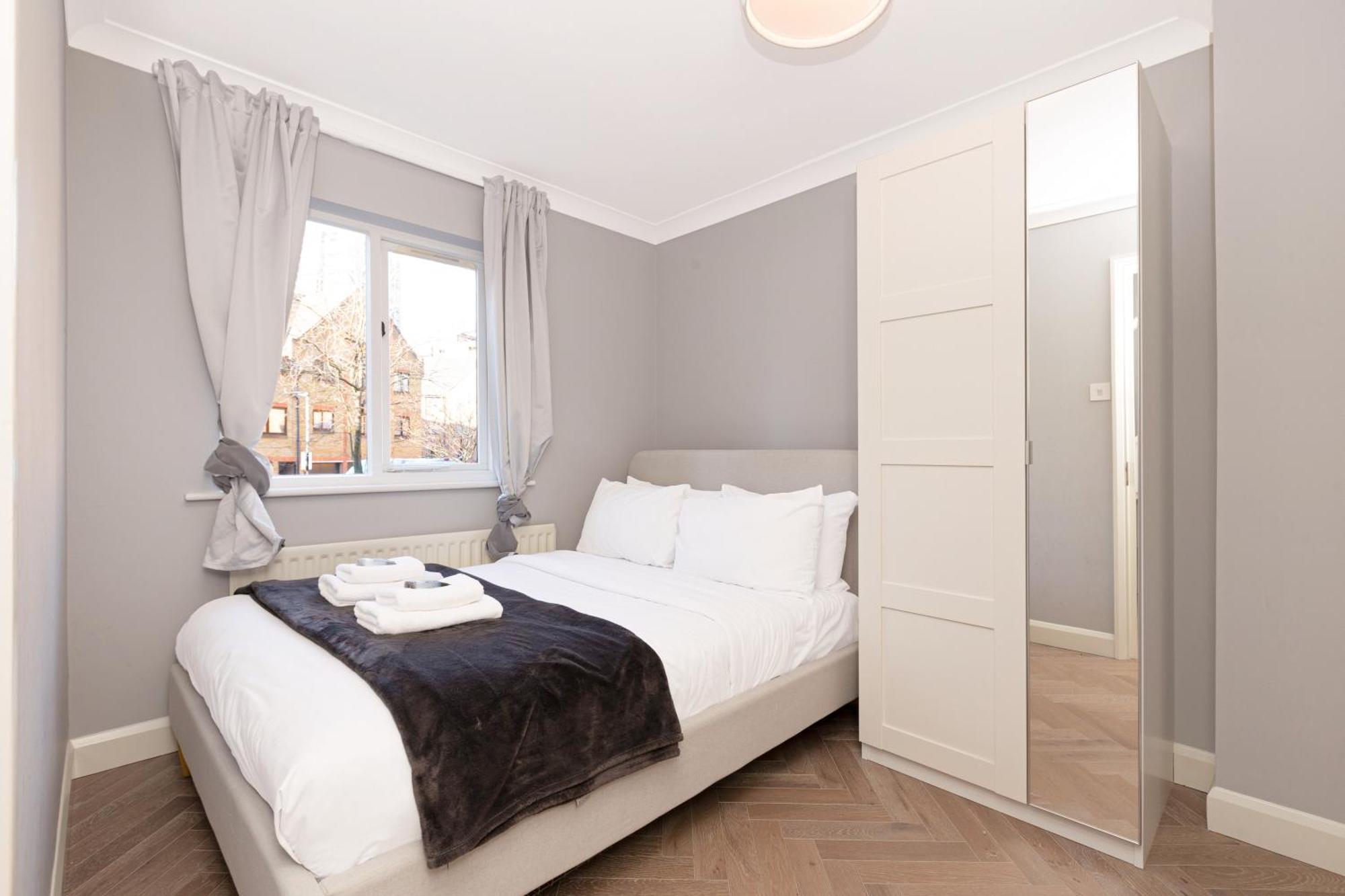 4br 4-floor House, W Patio, 10 Min Wapping Station Appartement Londres