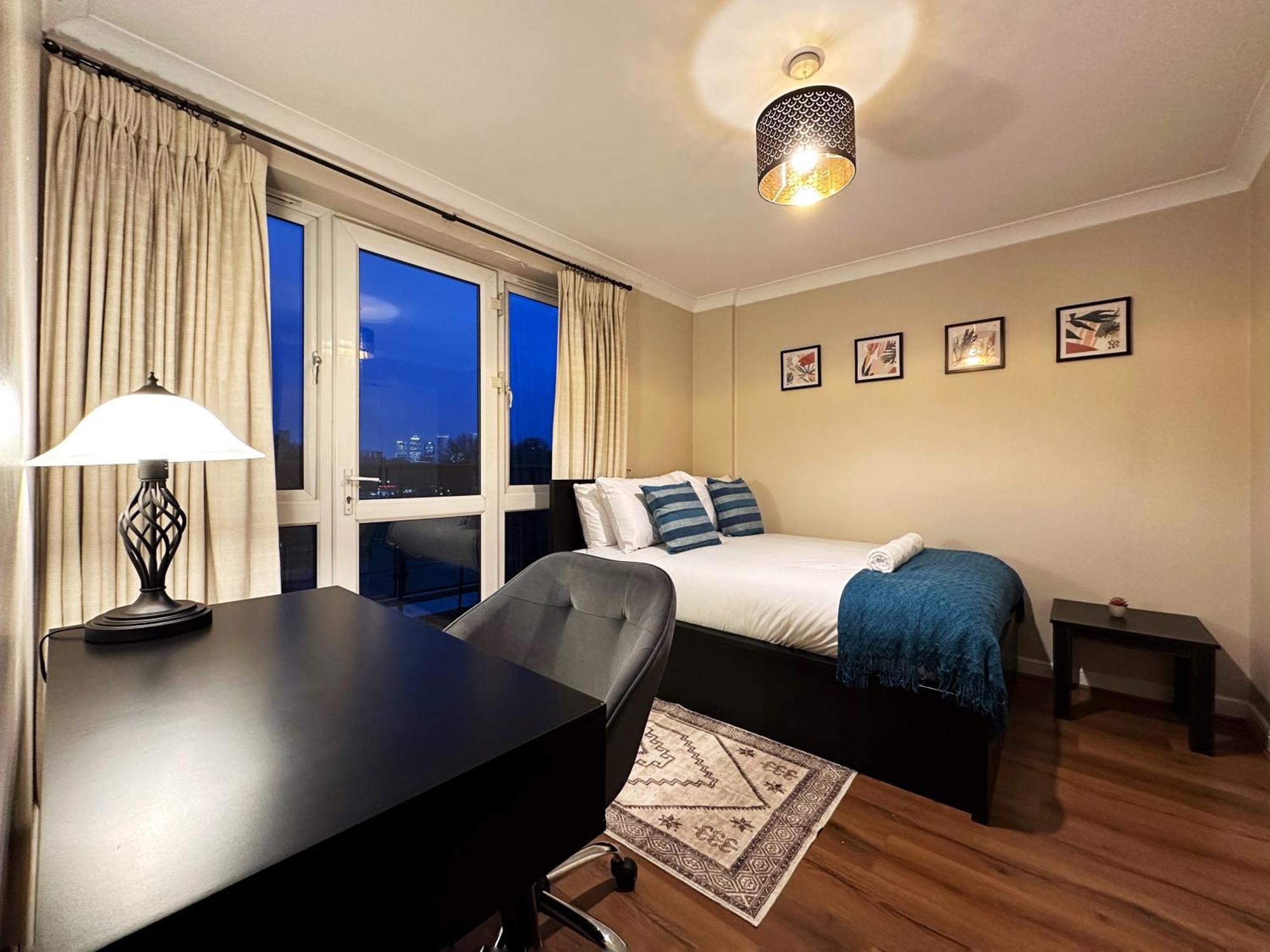 Appartement Mia Place In Tower Hill, 2 Double Beds, Max 4 People, Free Parking Available Upon Request, Great Location *