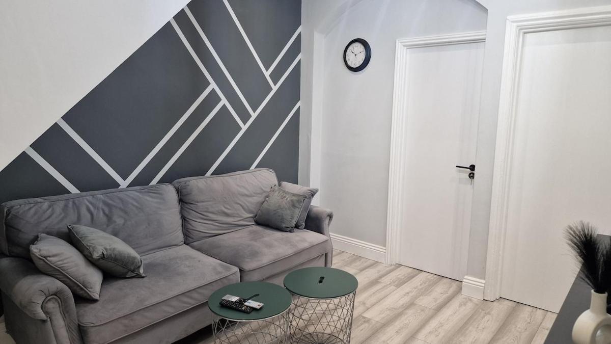 Stratford 2 Bedroom Appartement *