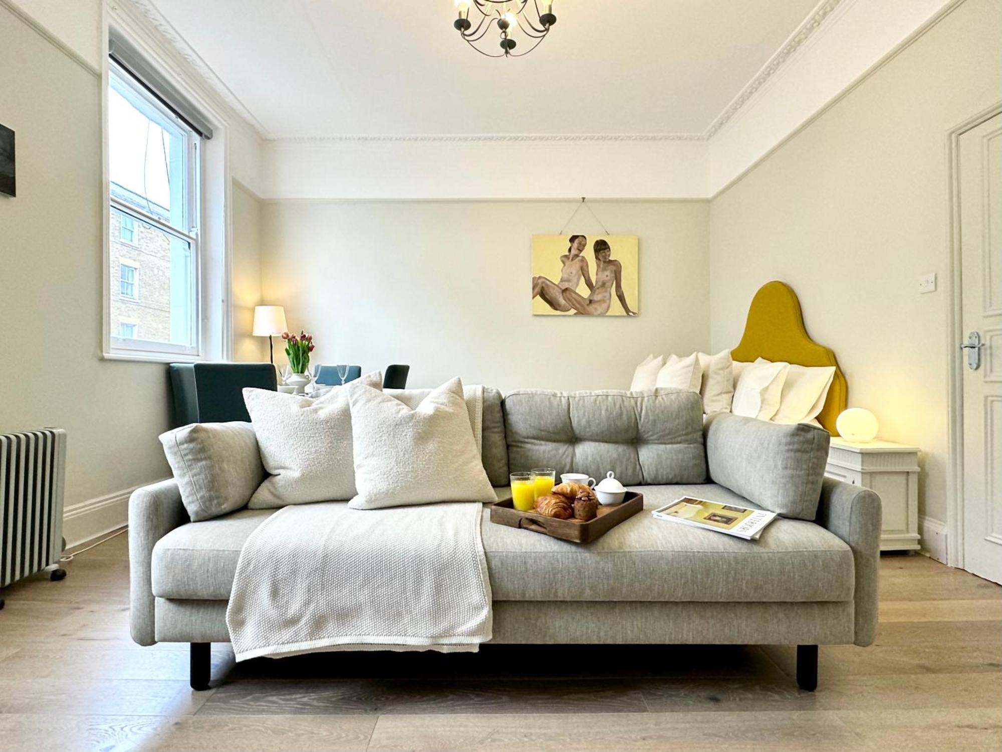 Chic Marylebone Studio, Walk To Oxford Street Or Regent's Park, By The Design Traveller Appartement