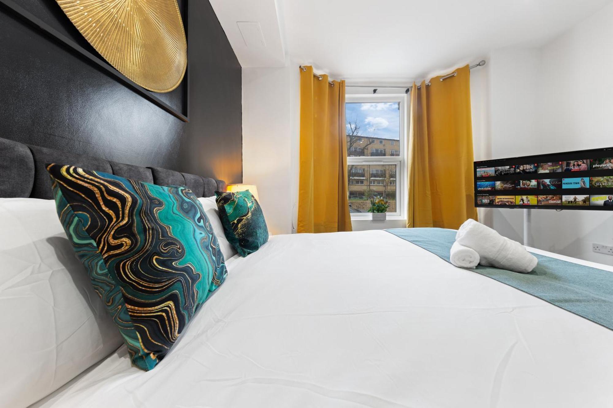 Appartement Immaculate 2-bed Flat Near London, With Garden & Parking Available- Save On Long Stays! Instant Book! Londres
